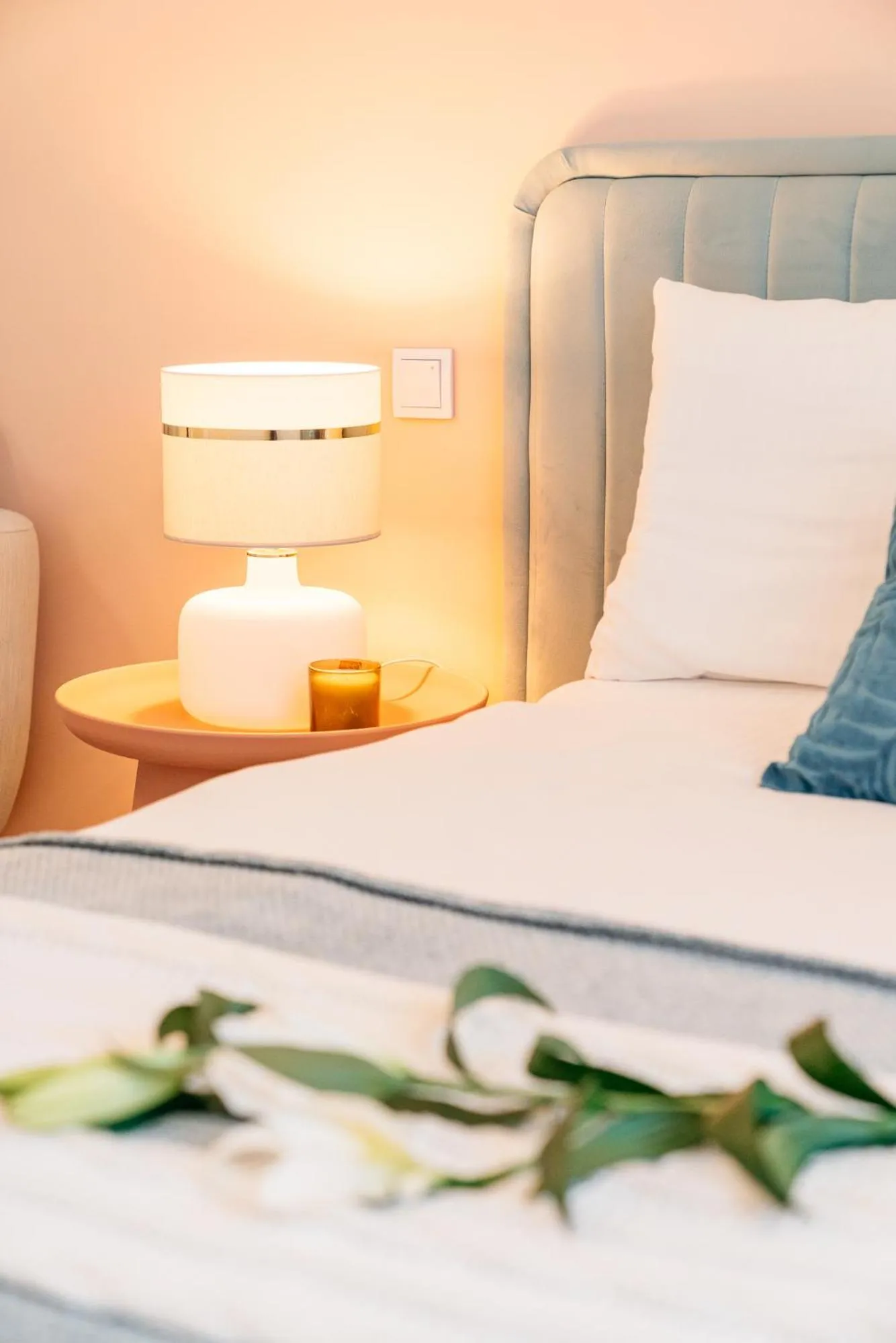 Bed in Crystal House II - LoftAffair Collection