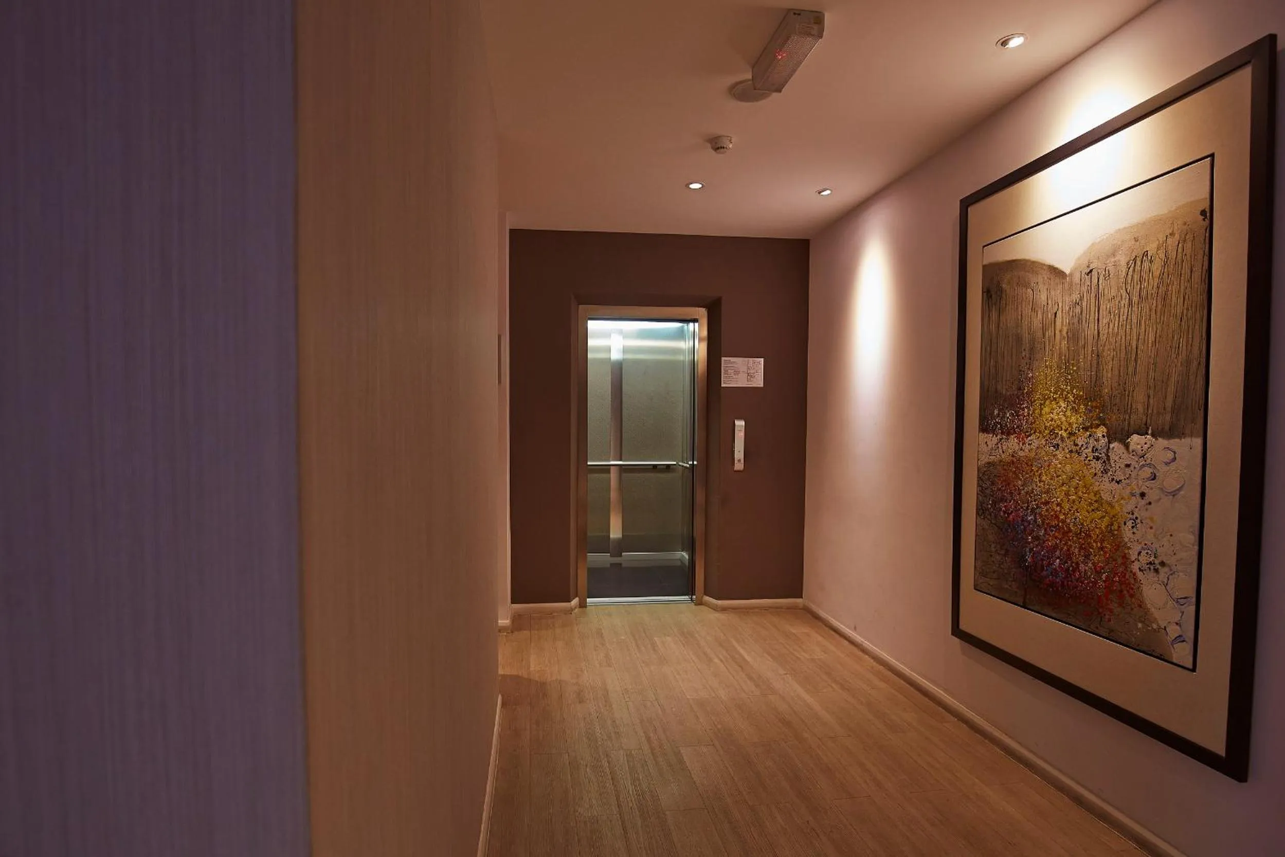 Area and facilities in Sakura Boutique Hotel