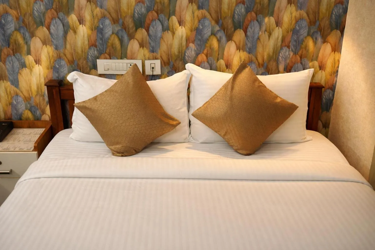 Bed in Dreams Paradise Airport Residency