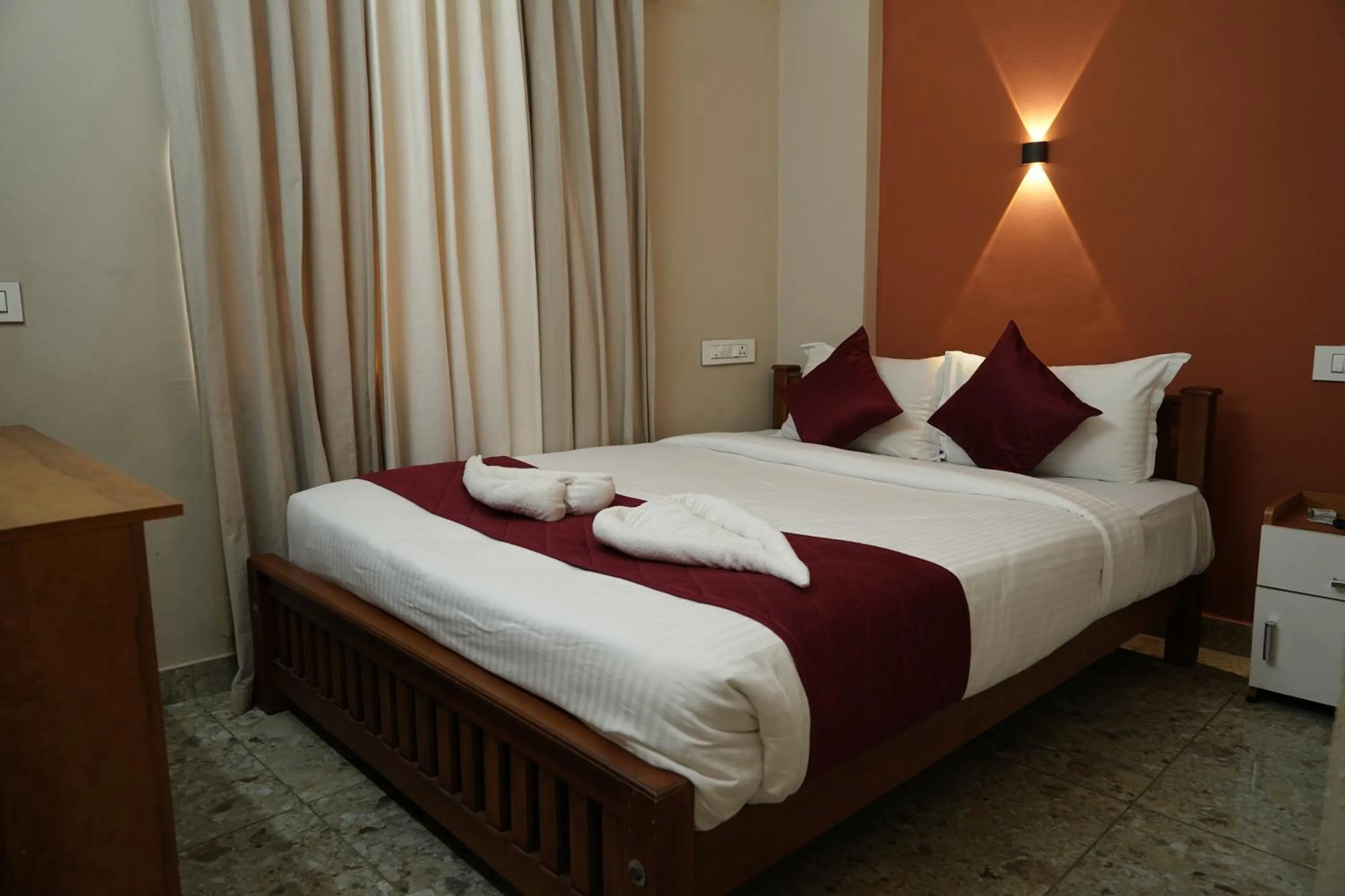 Bed in Dreams Paradise Airport Residency