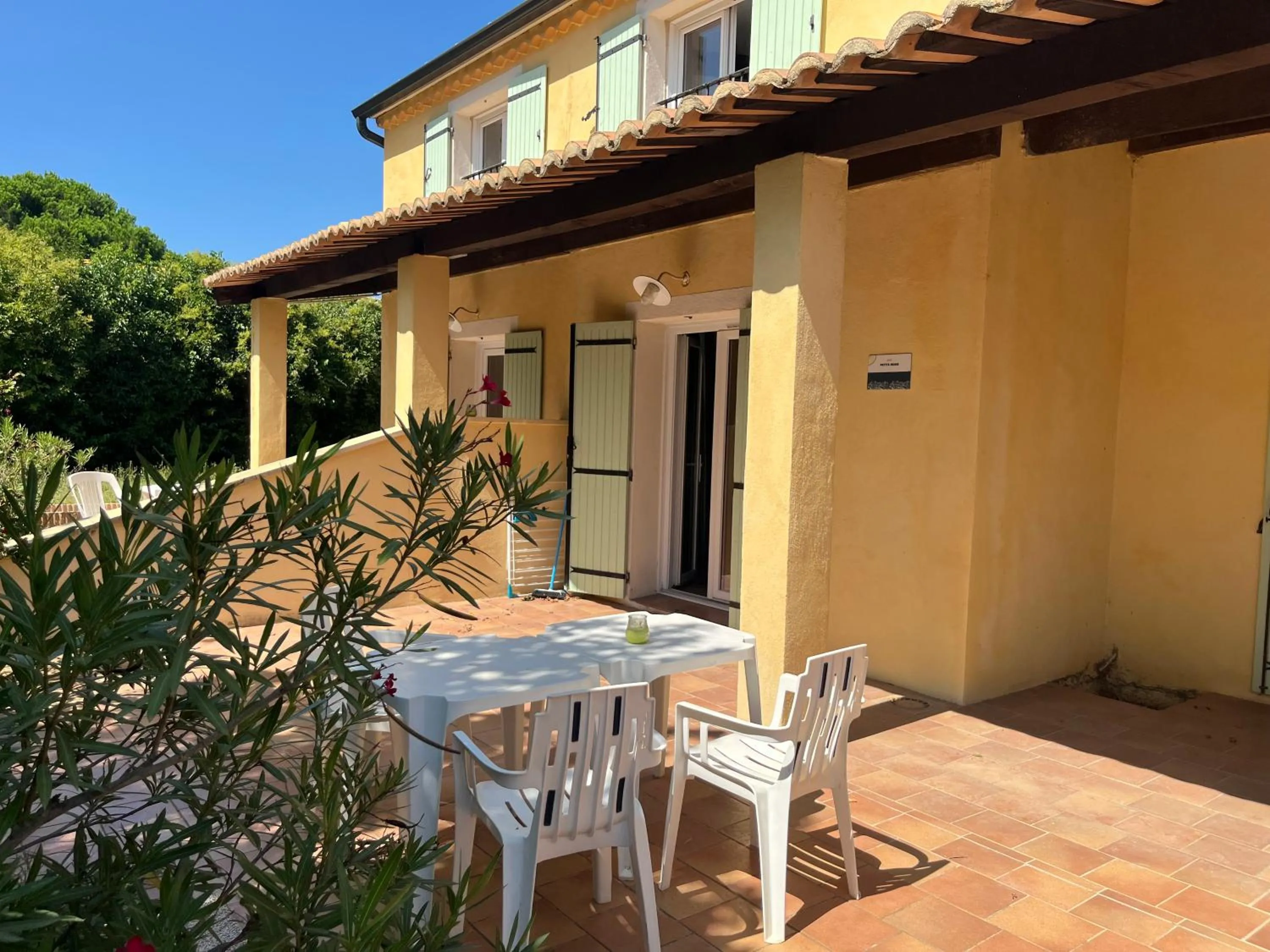 Le Gîte du Festival Sud Aqua - Avignon TGV