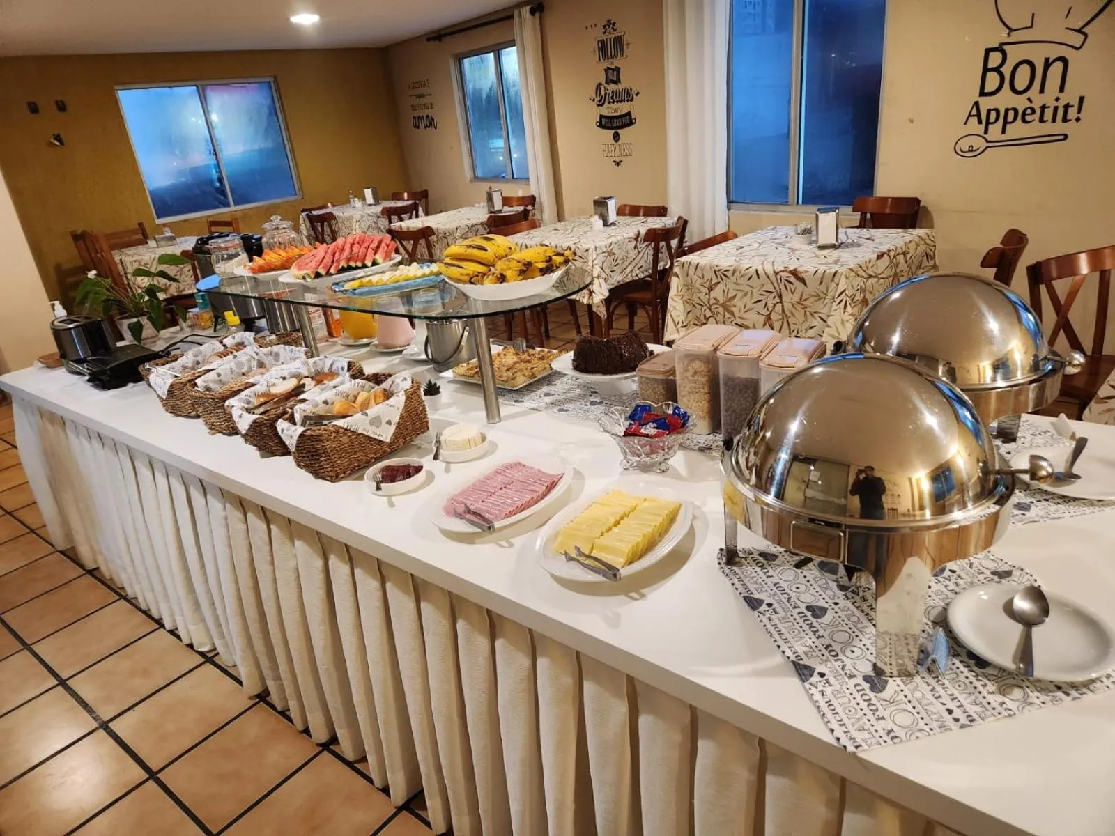 Breakfast in Hotel Graju Itajaí