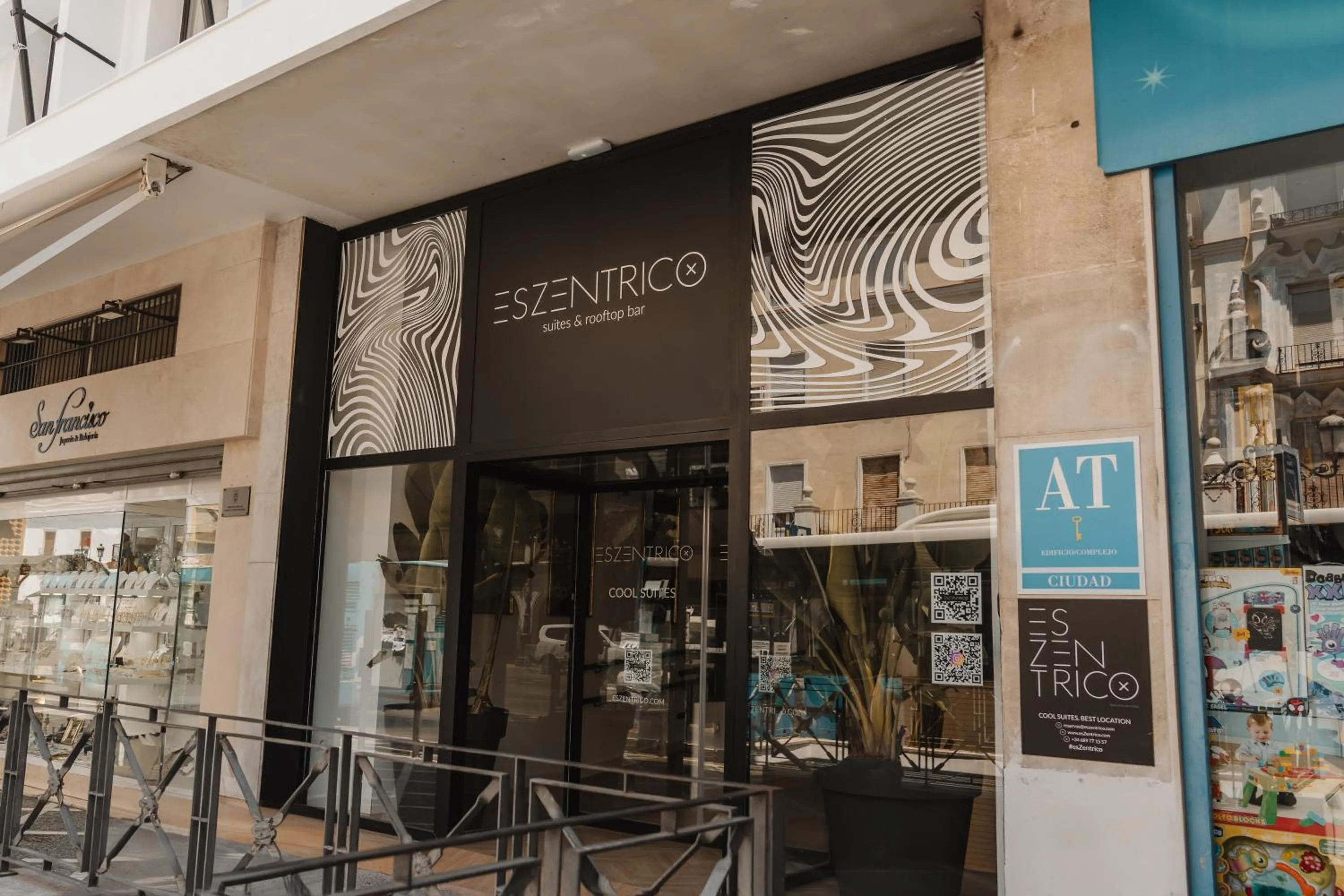 Facade/entrance in esZentrico Suites Jerez