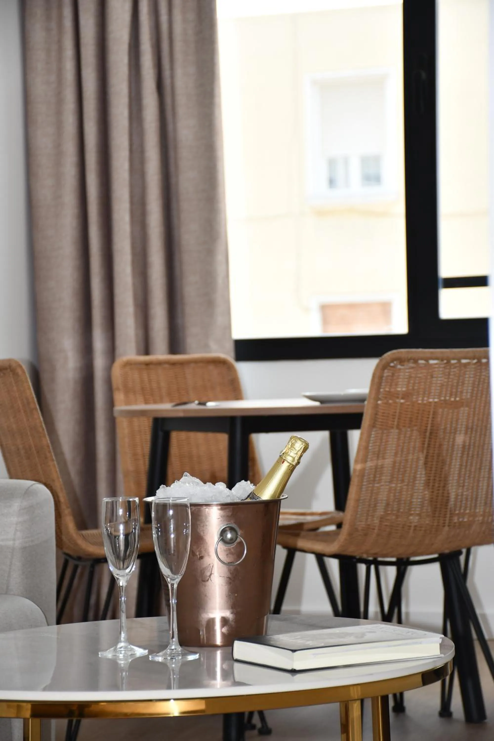 Seating area in esZentrico Suites Jerez