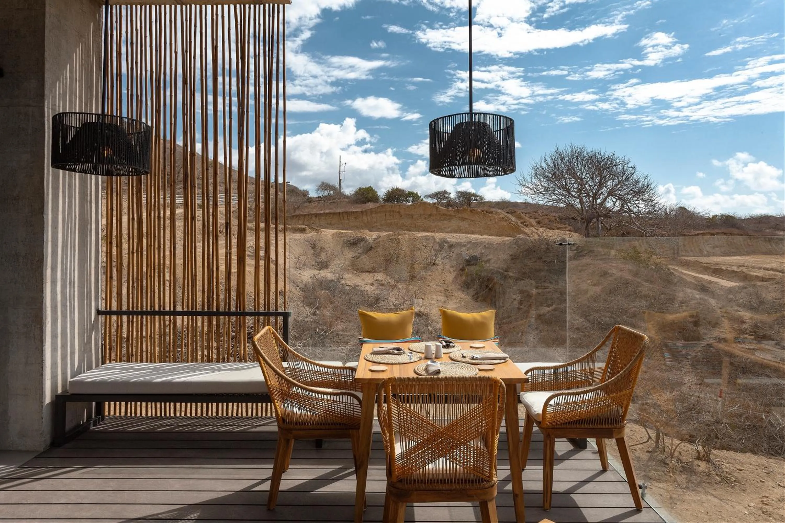 Restaurant/places to eat in Eolia Sustainable Design Hotel