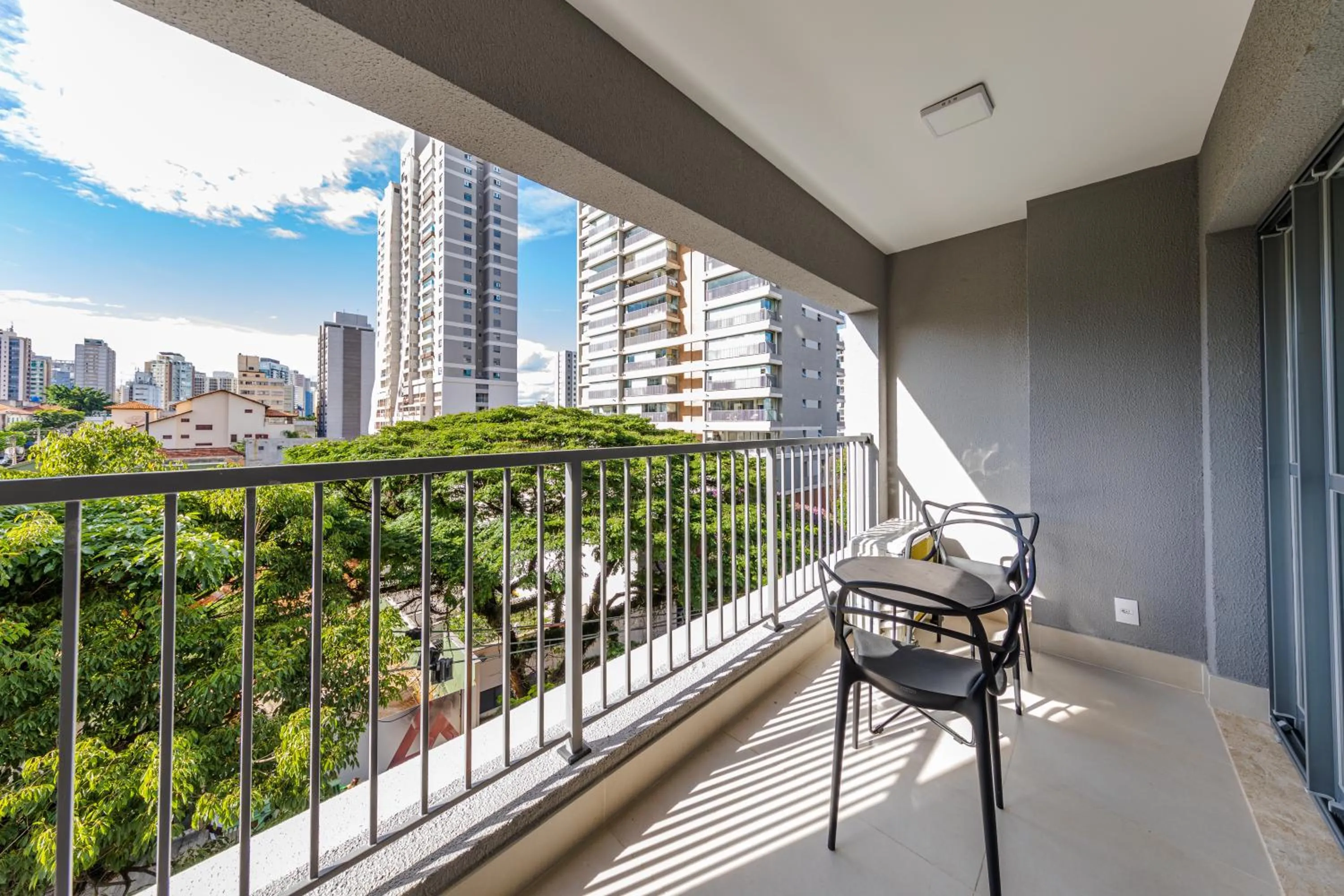 Balcony/Terrace in House of Charlie Vila Mariana