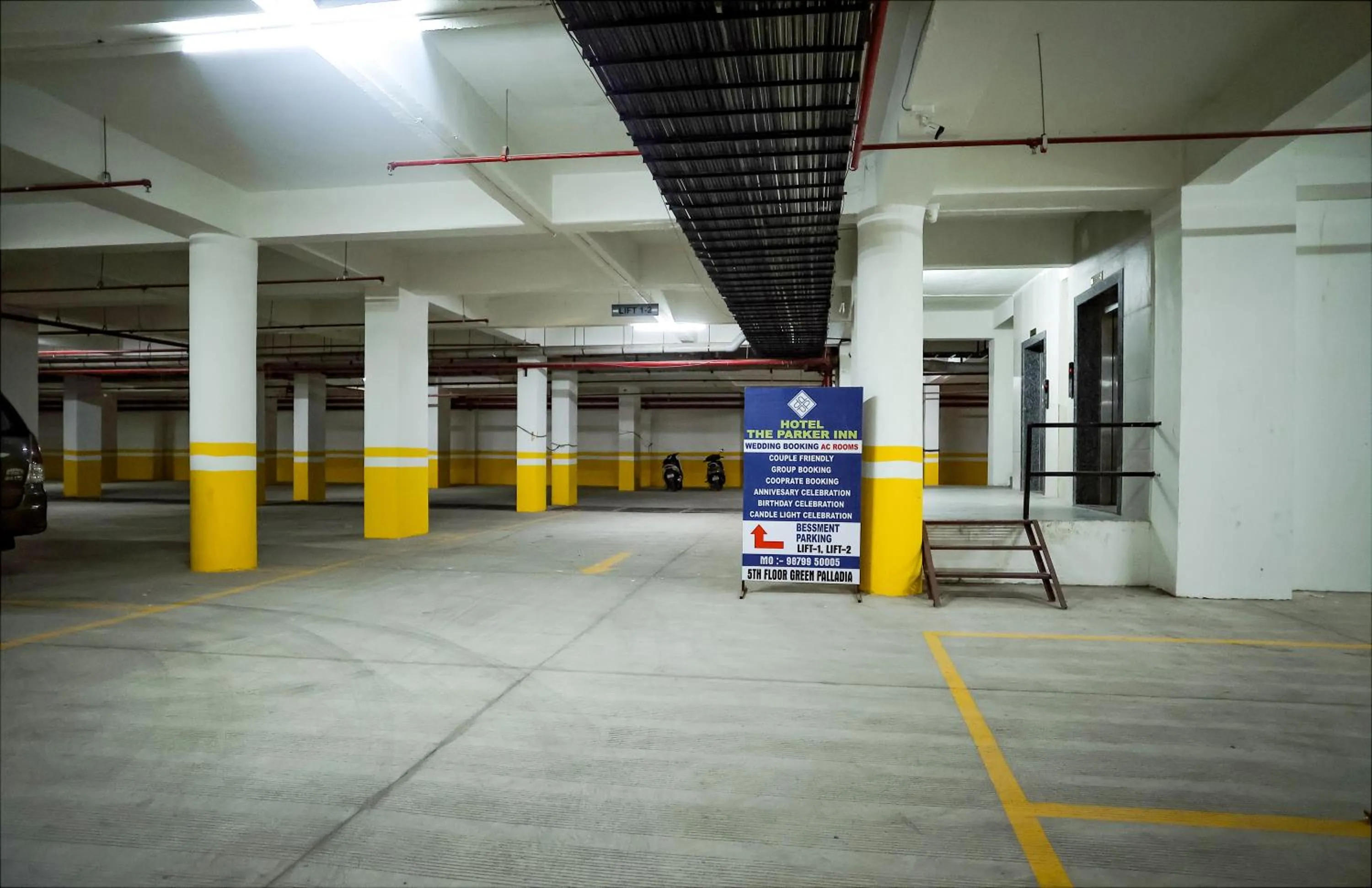 Parking in HOTEL THE PARKER INN By KBNT GROUP