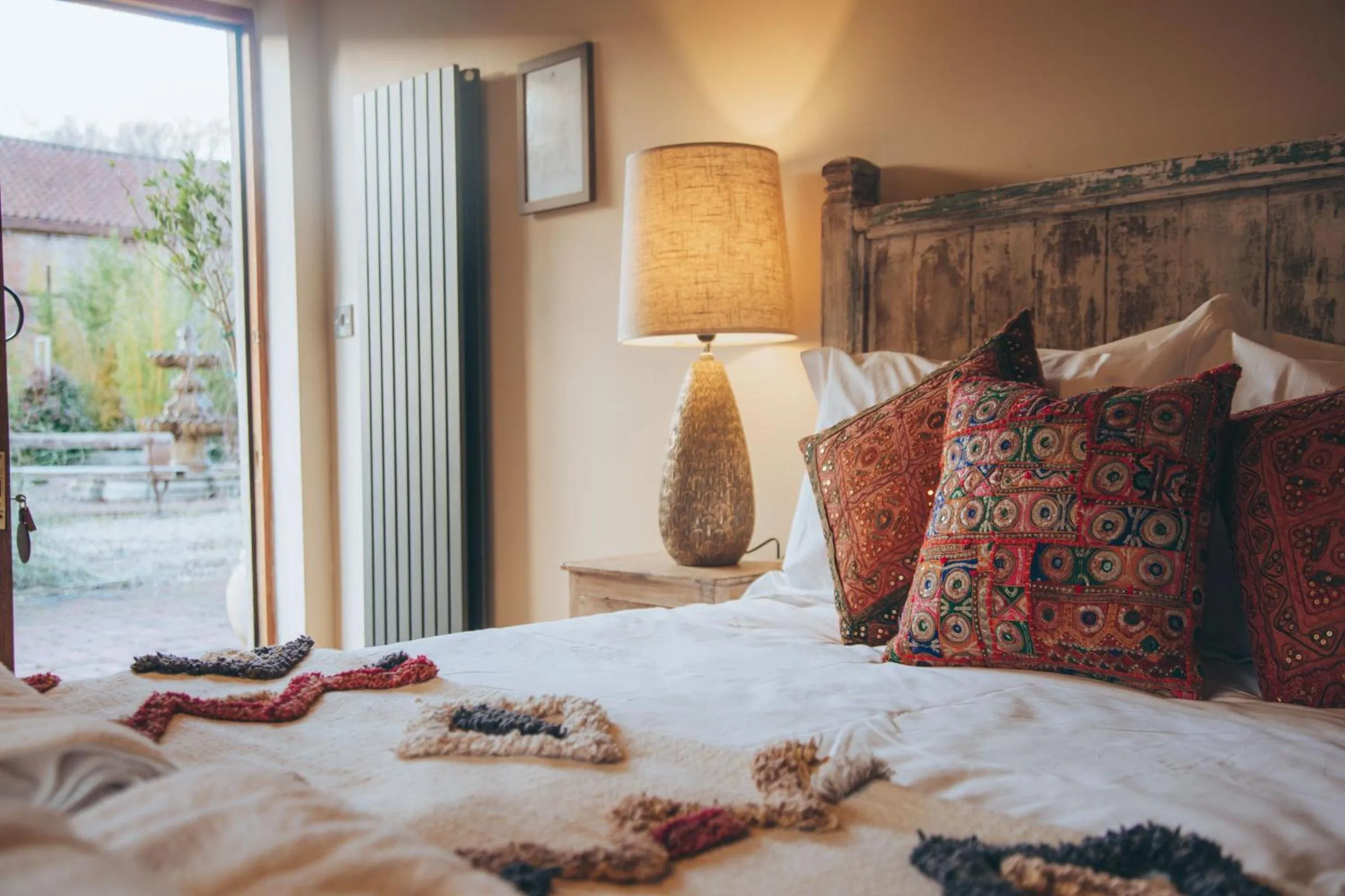 View (from property/room), Bed in Trading Boundaries