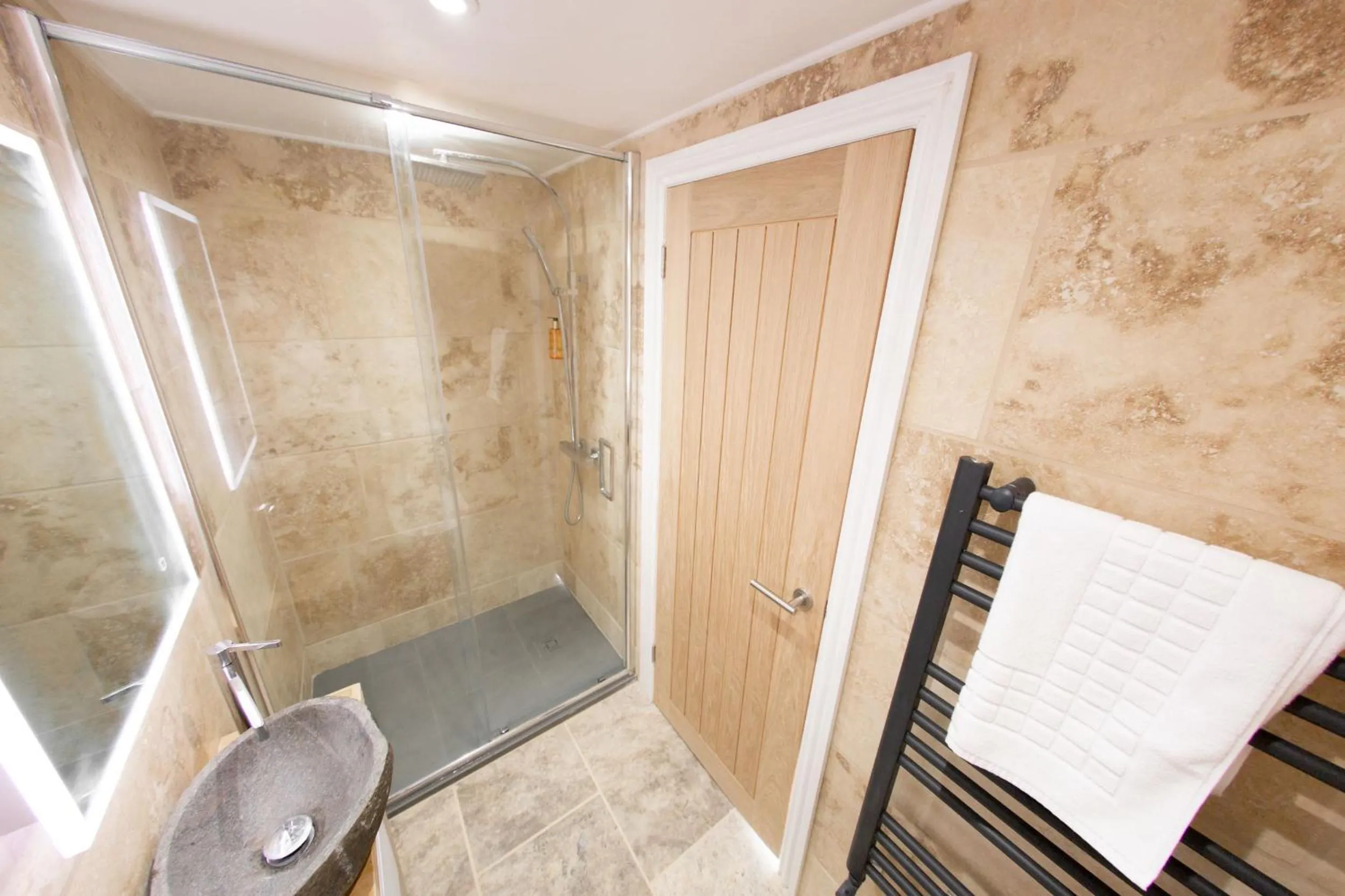 Bathroom in Trading Boundaries