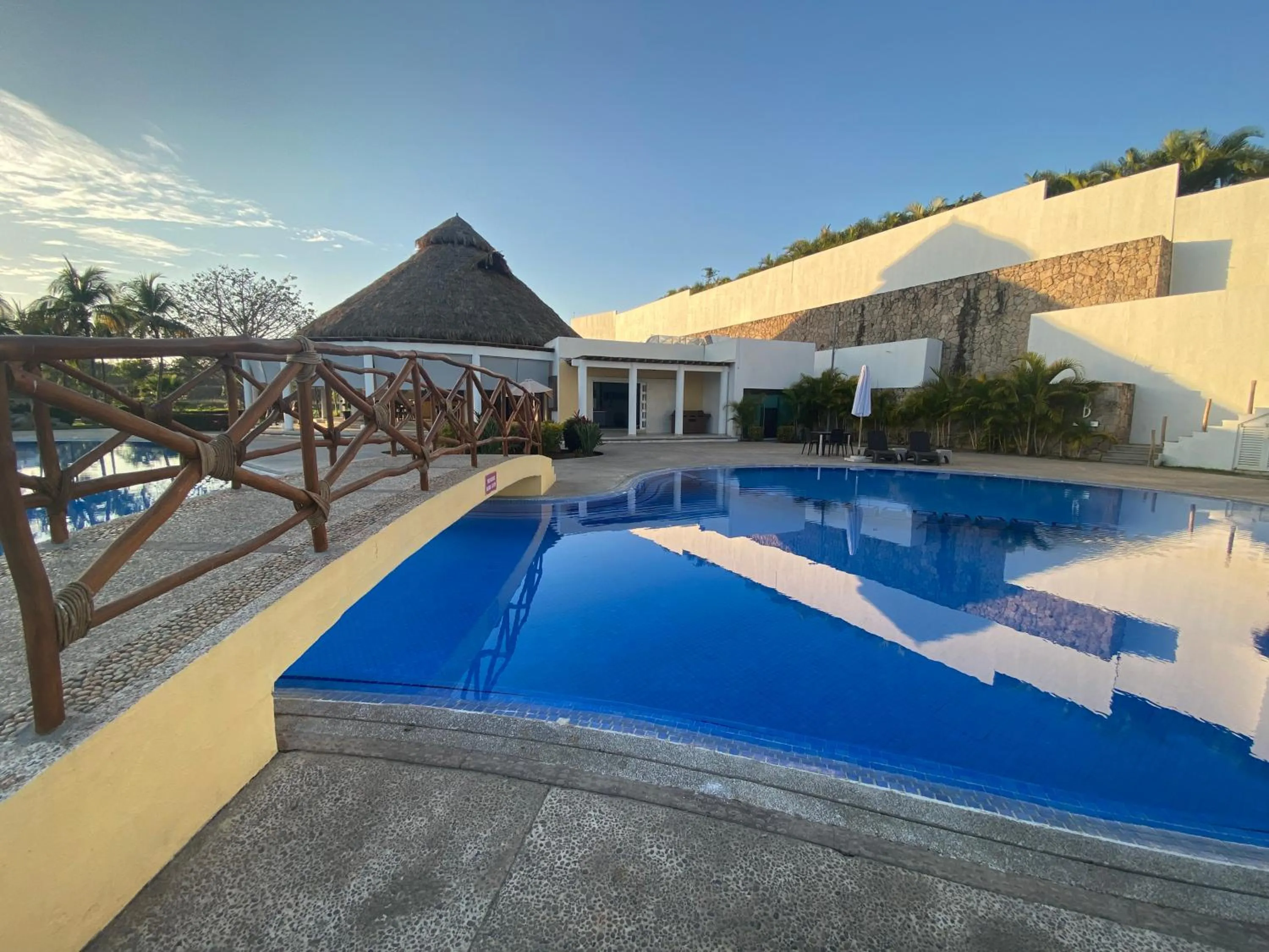 Swimming pool in Tamaran casa de playa Pescadores 16