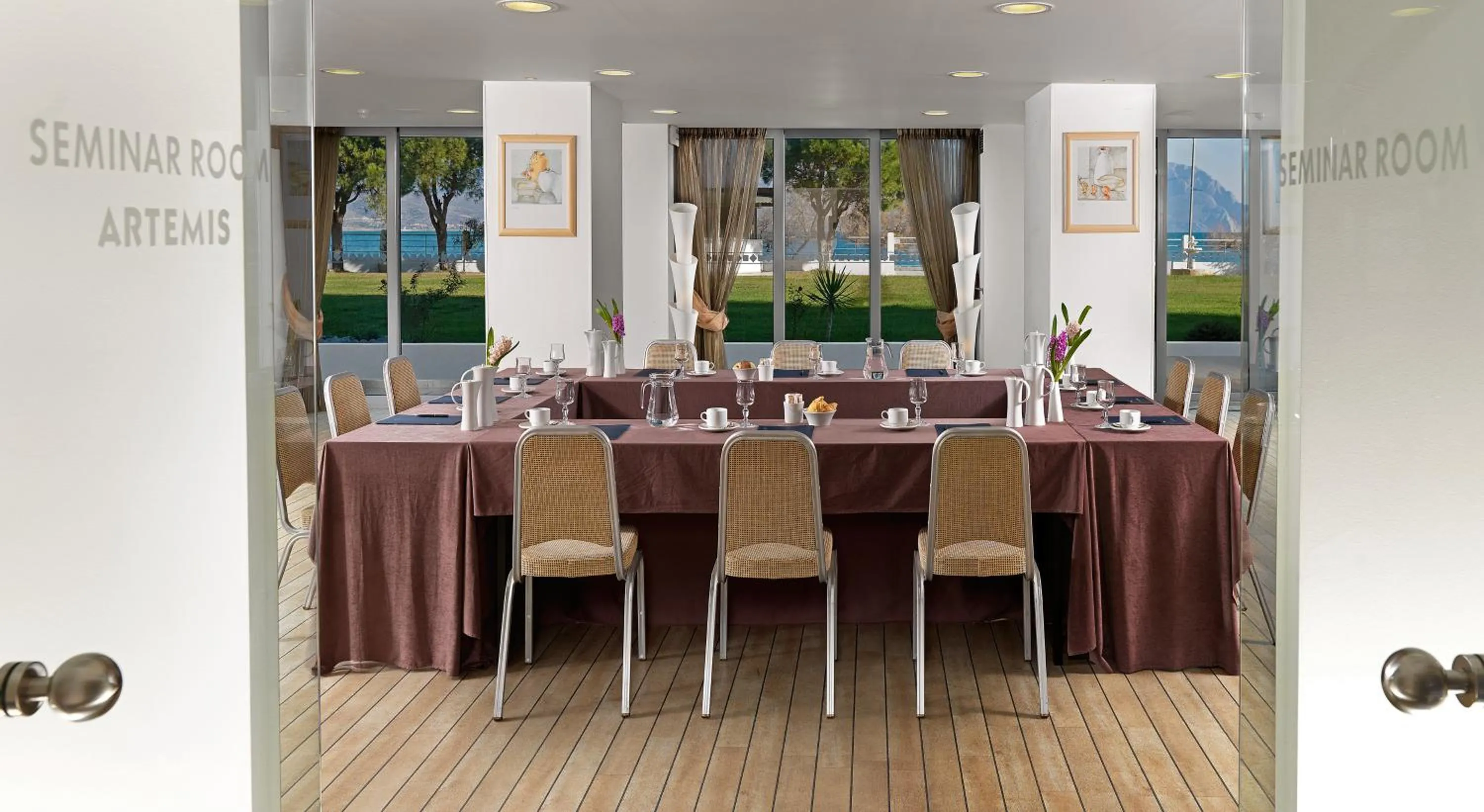 Banquet/Function facilities in Airotel Achaia Beach