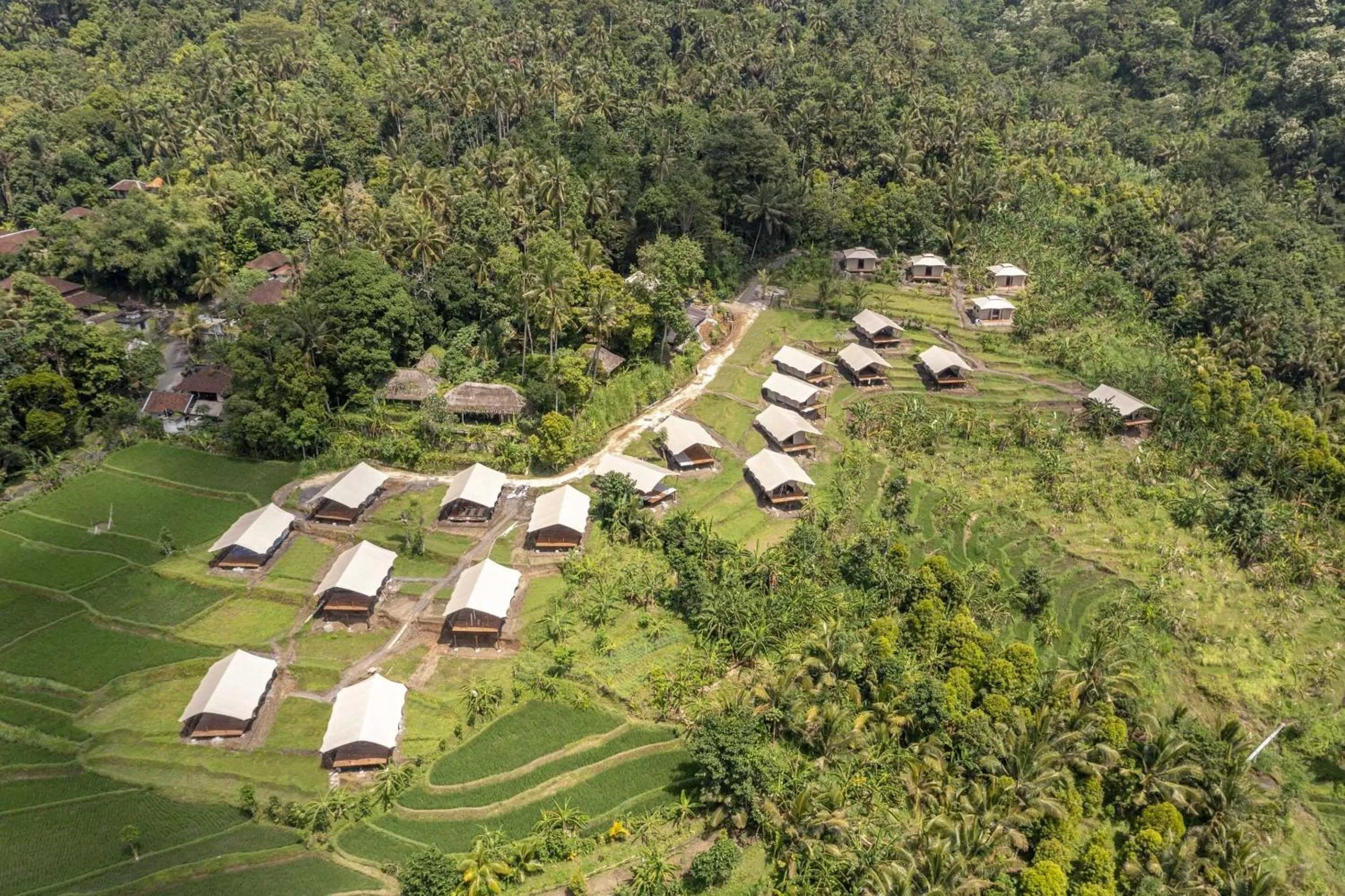 Area and facilities in Kaura Bali