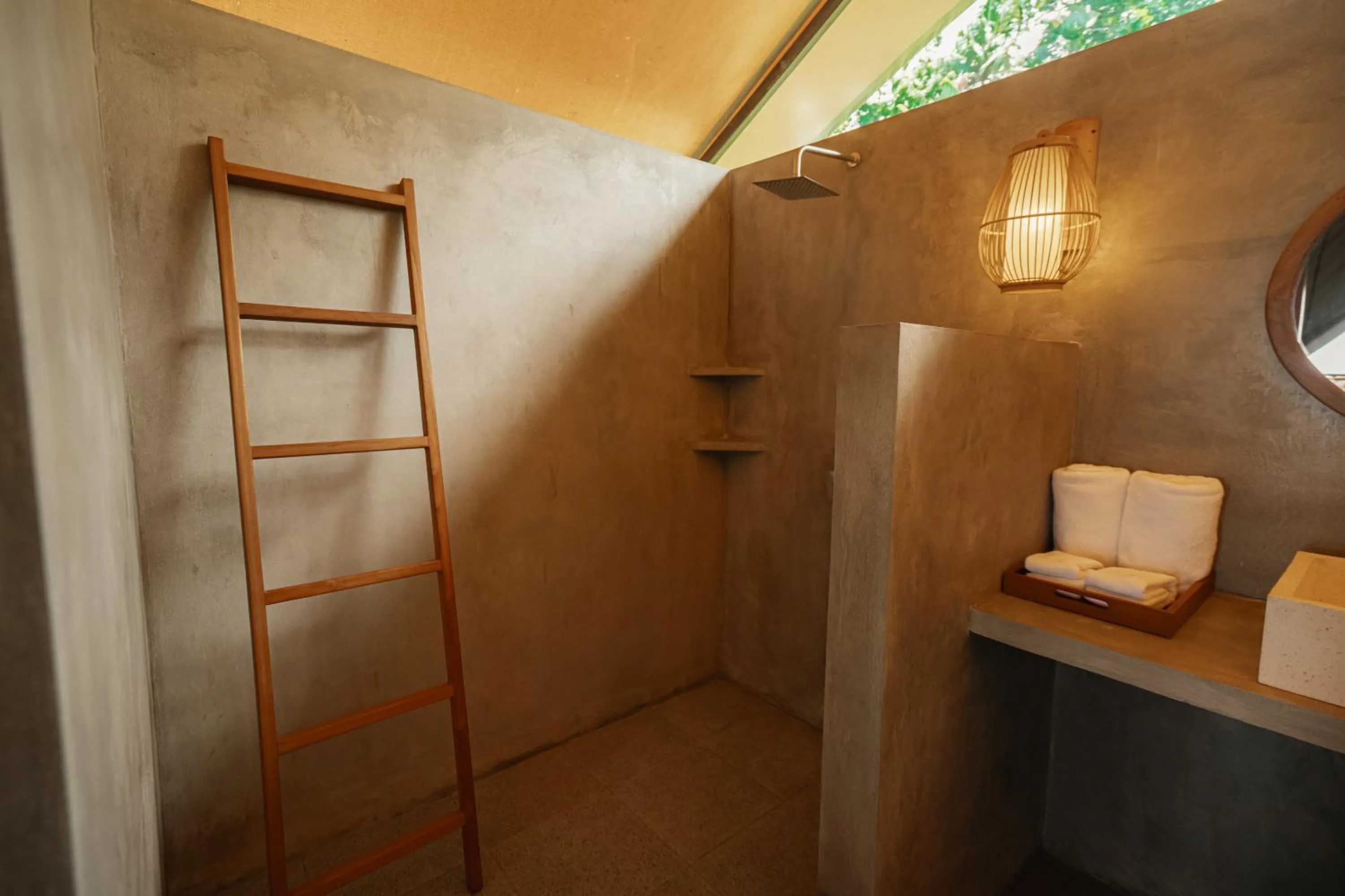 Shower in Kaura Bali