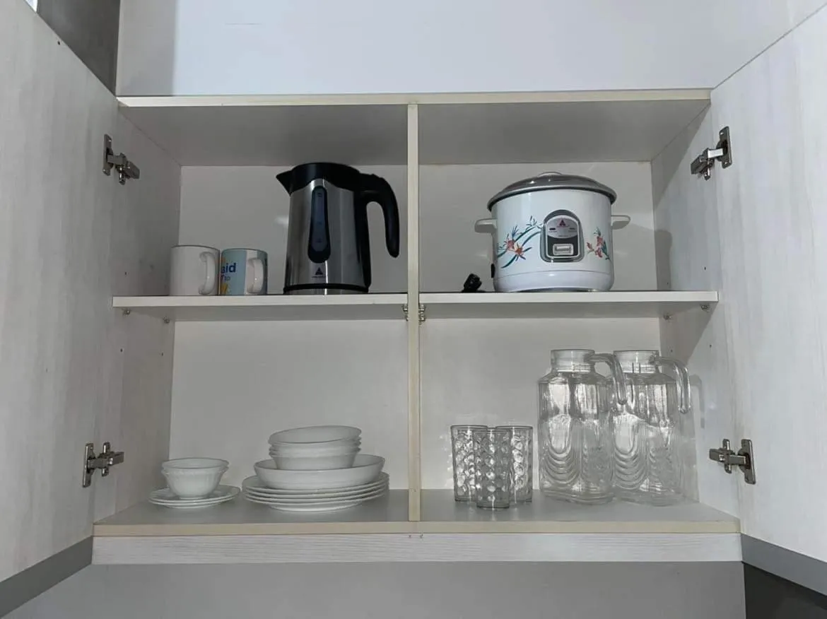 Azure Urban Resort with WIFI and Netflix