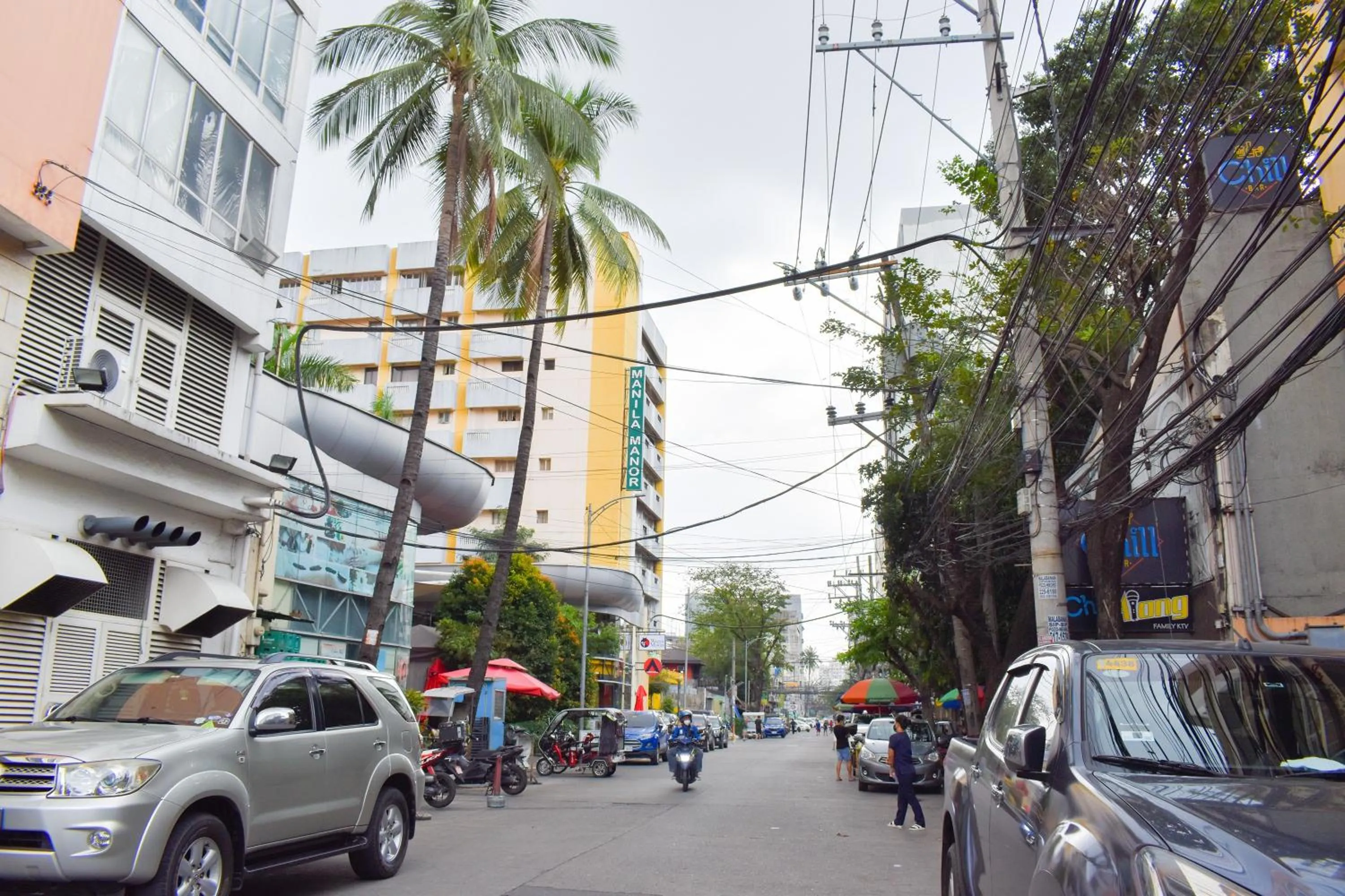 Street view in Birchtower by Jeizel Manila City