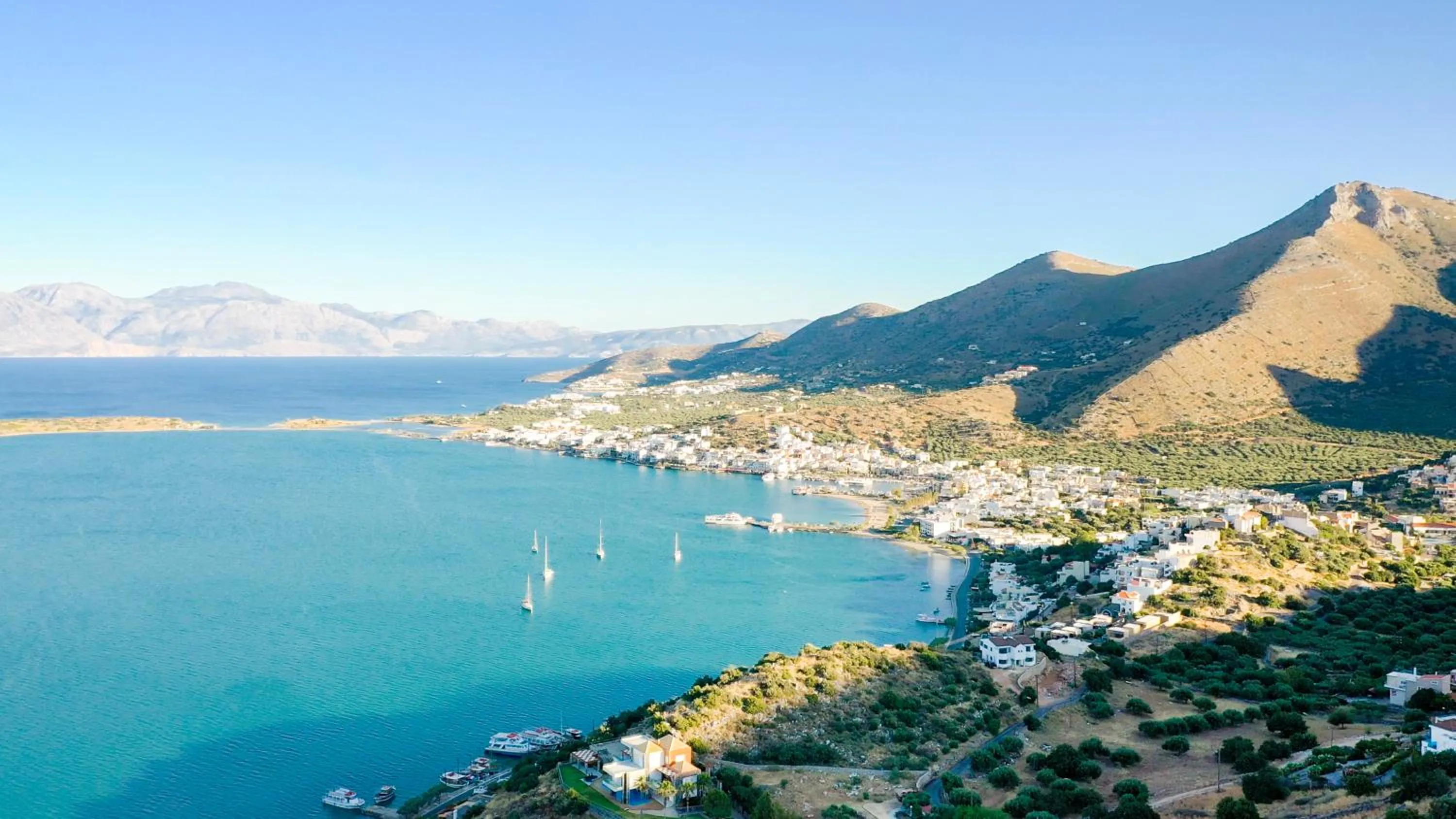 Natural landscape in Phāea Blue - Small Luxury Hotels of the World