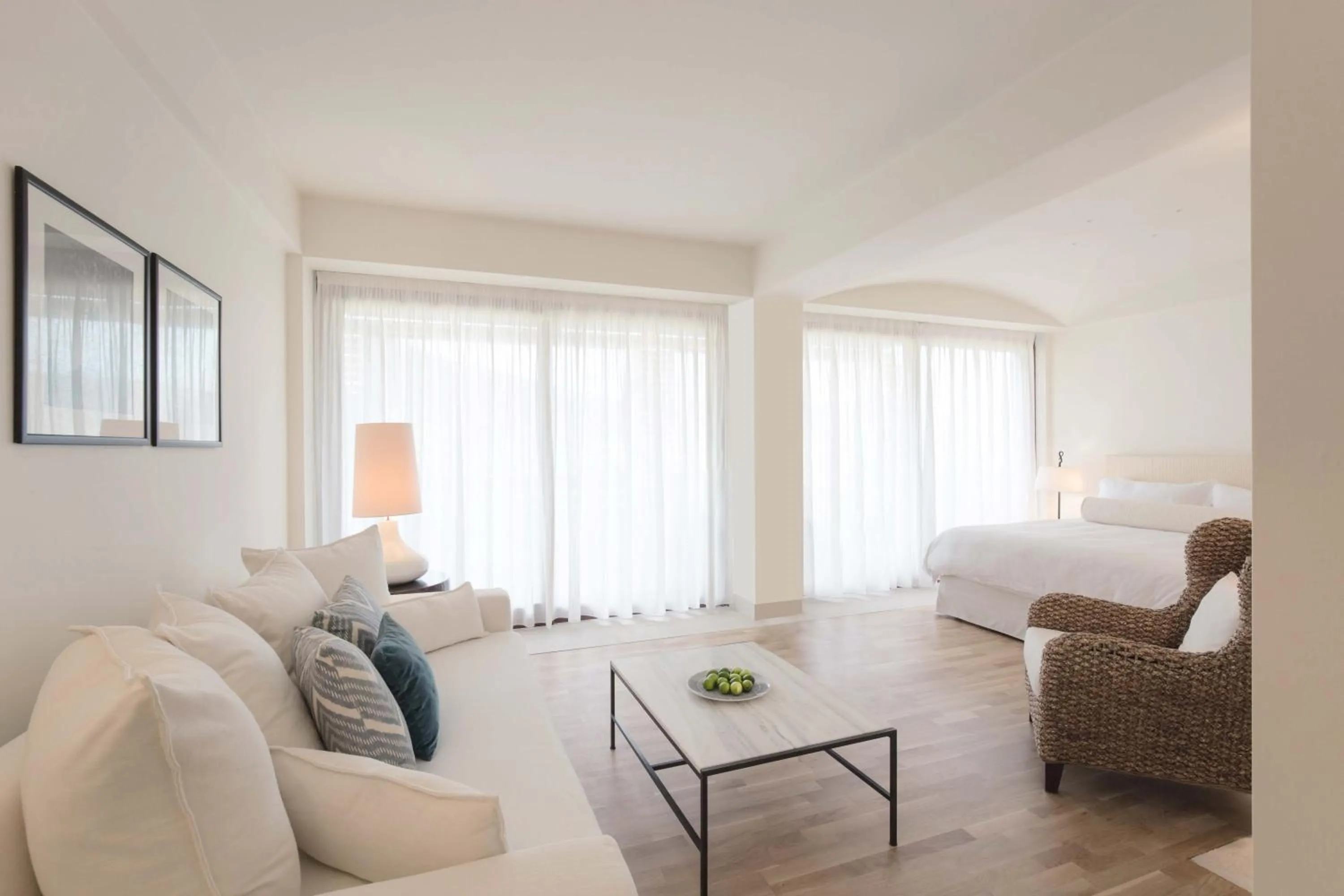 Photo of the whole room in Phāea Blue - Small Luxury Hotels of the World