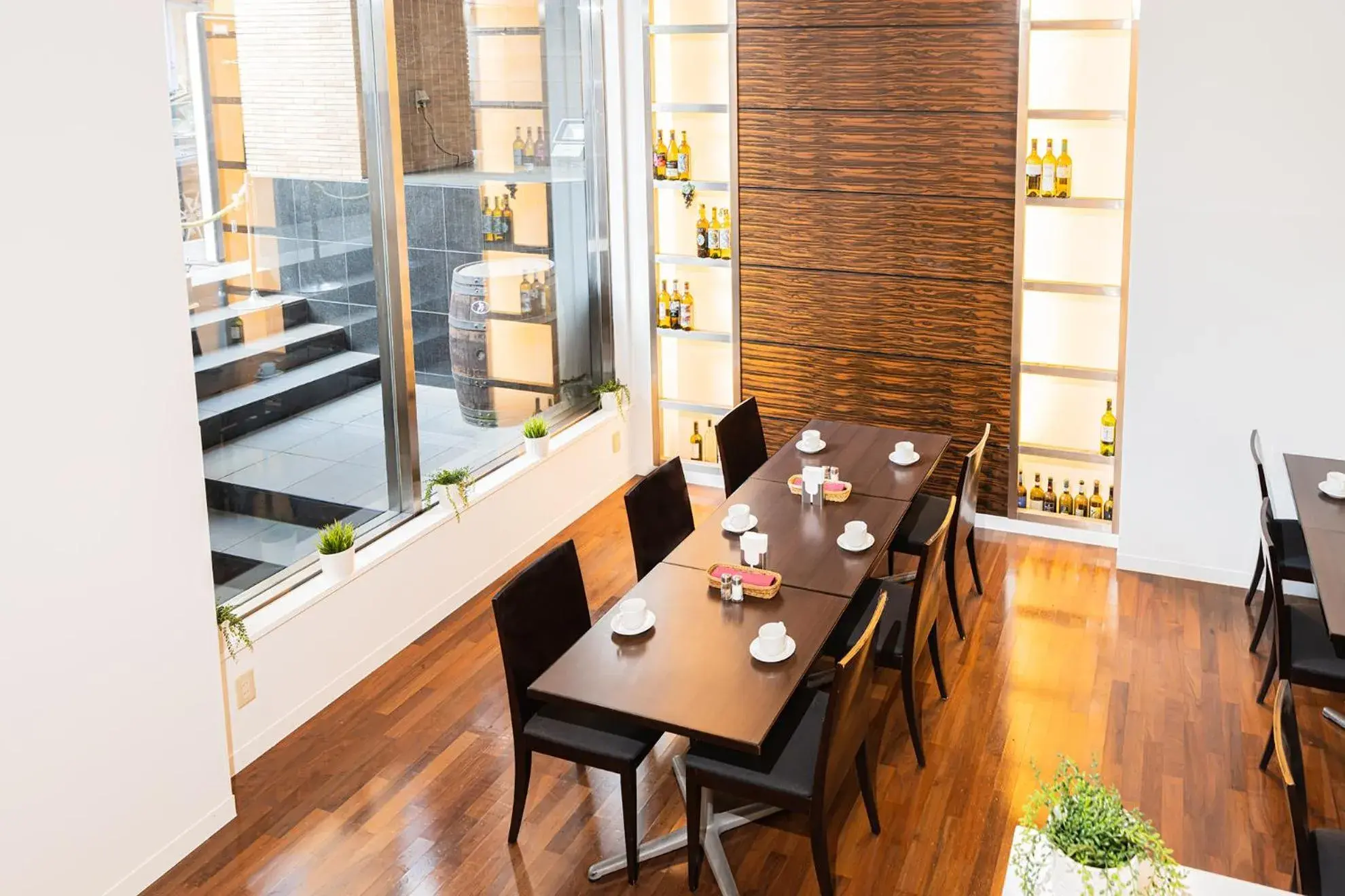 Restaurant/places to eat in Kanda Station Hotel Restaurant/places to eat in Kanda Station Hotel