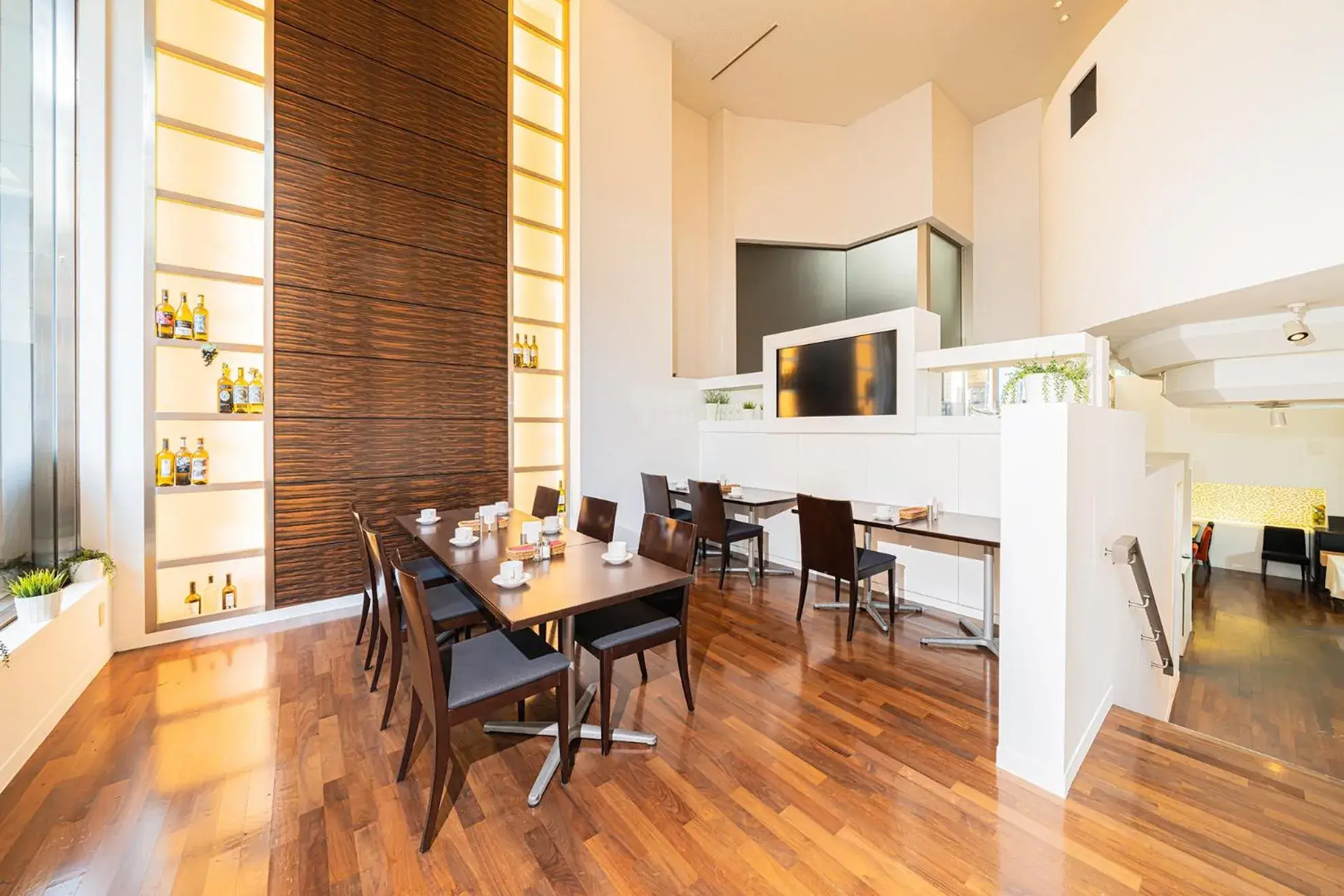 Restaurant/places to eat in Kanda Station Hotel Restaurant/places to eat in Kanda Station Hotel