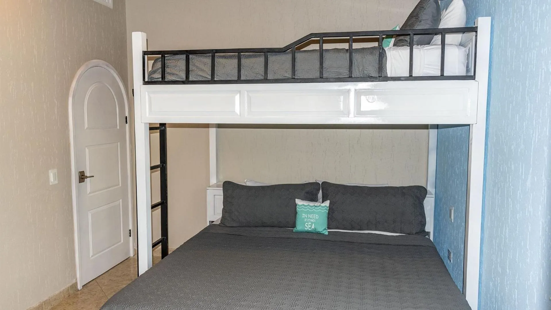 Bed in Stunning 3 Bedroom Beach Villa on Sandy Beach at Las Palmas Beachfront Resort V-16 villa