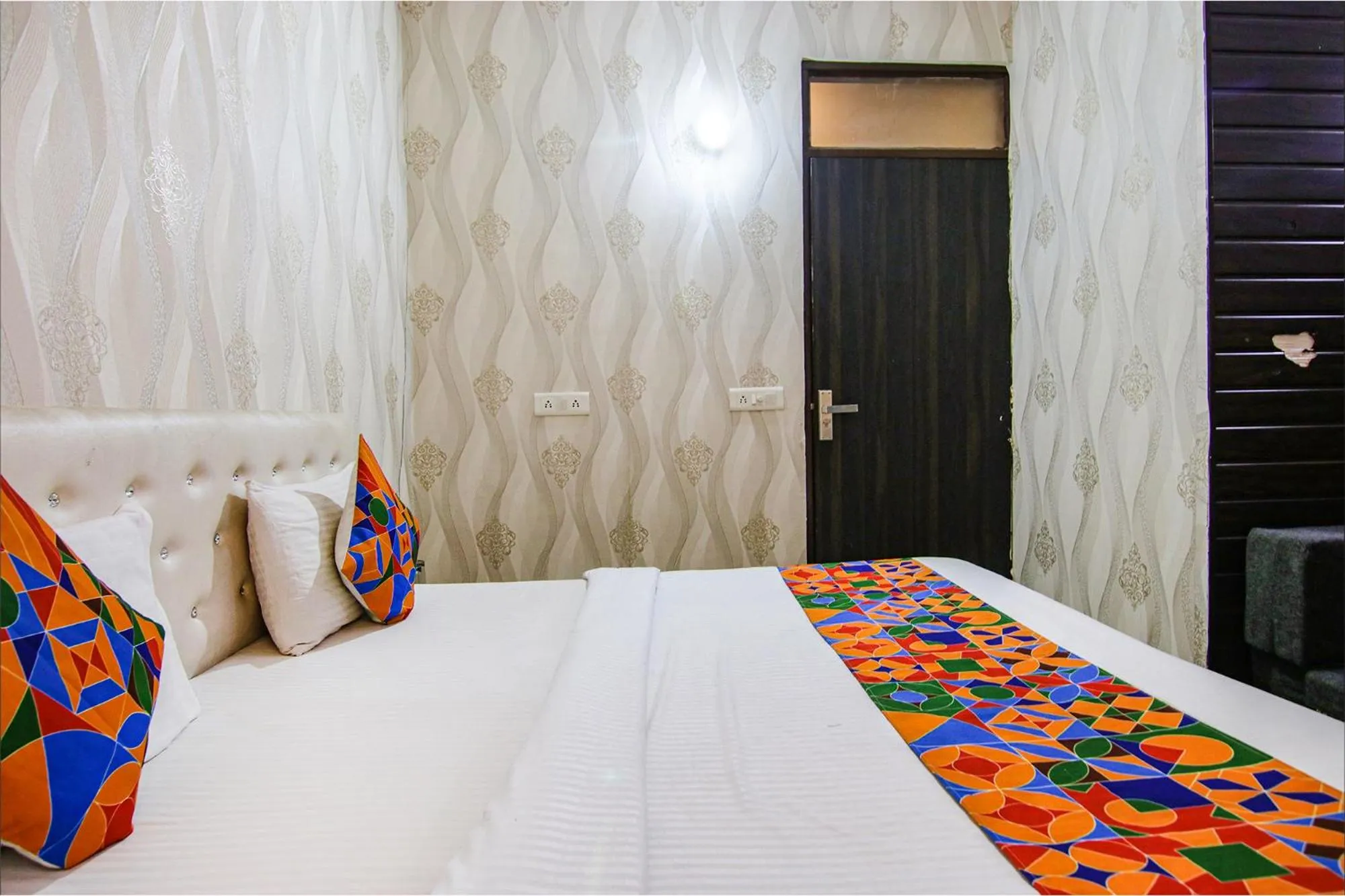 Photo of the whole room, Bed in FabHotel GS