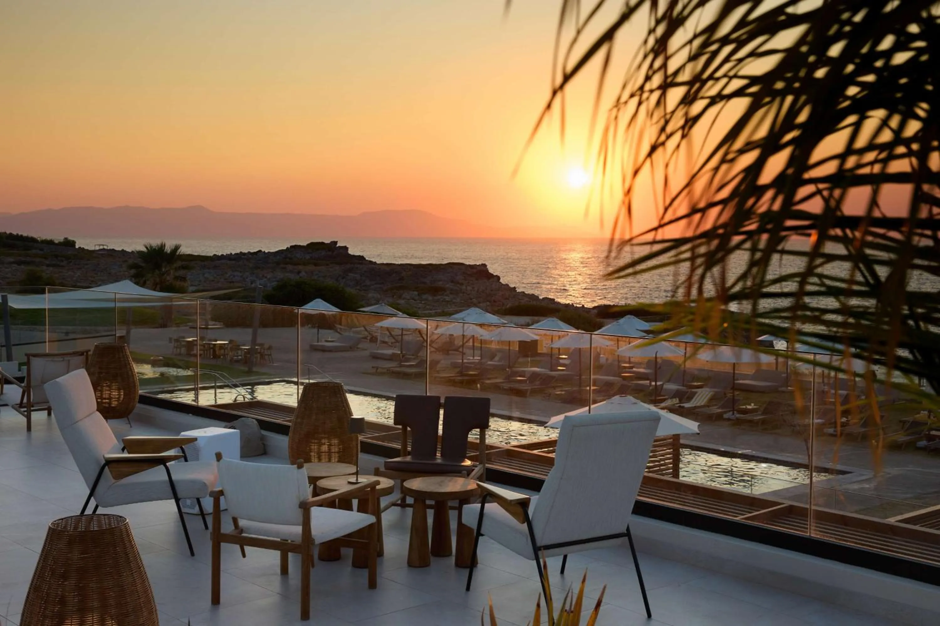 Restaurant/places to eat in Isla Brown Chania Resort, Curio Collection by Hilton