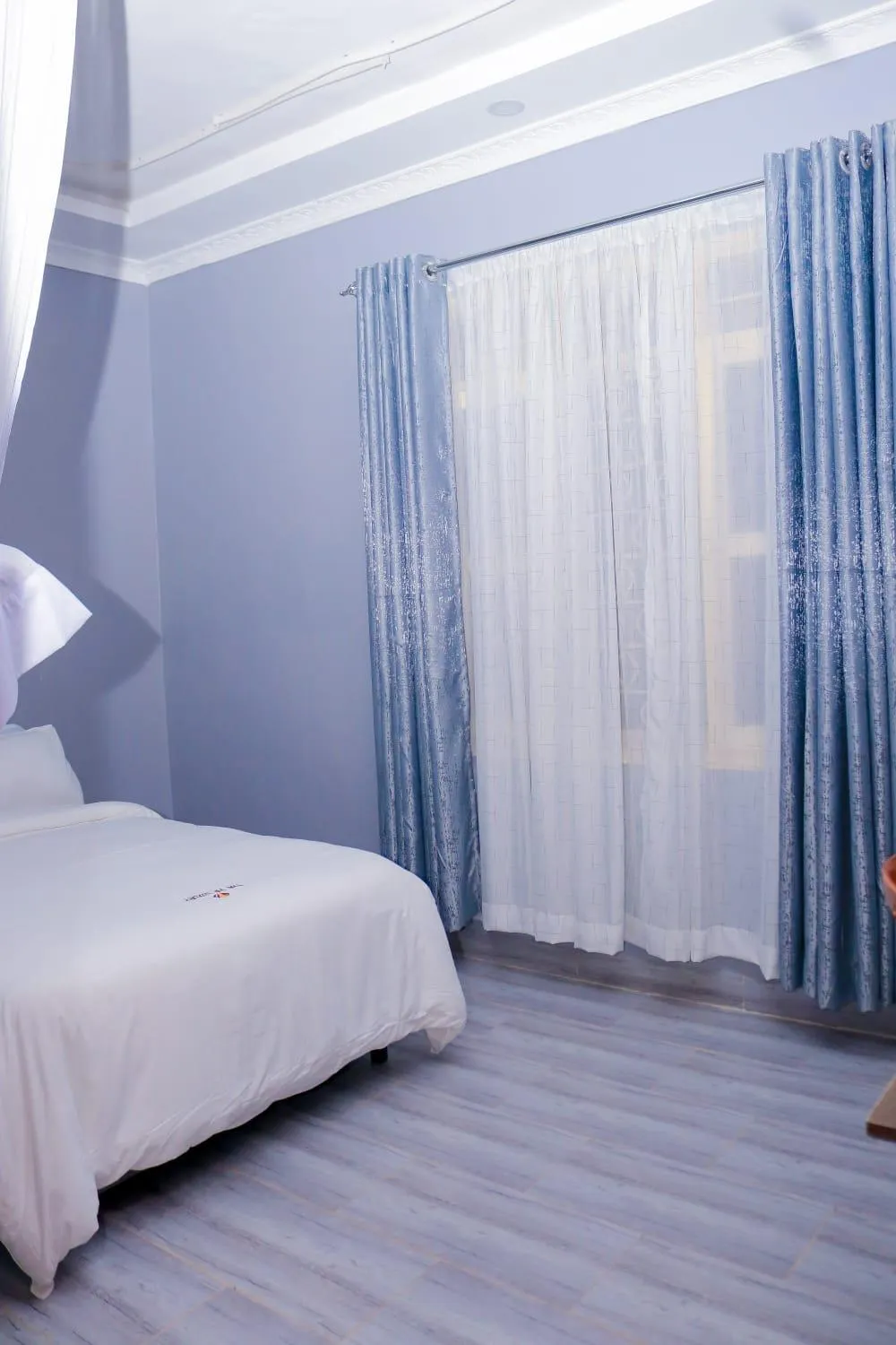 Bed in The VIP Luxury Lounge Hotel