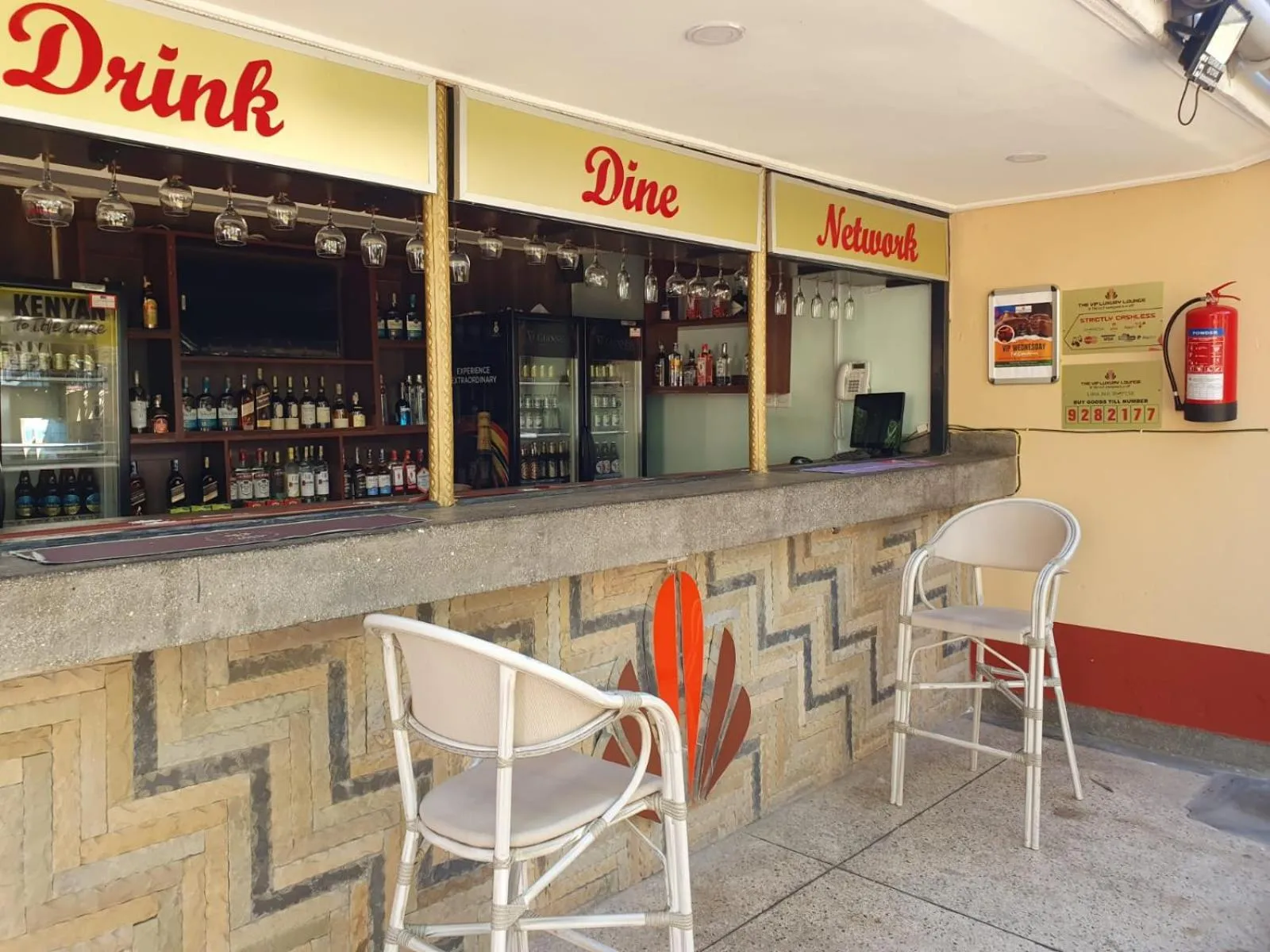 Restaurant/places to eat in The VIP Luxury Lounge Hotel