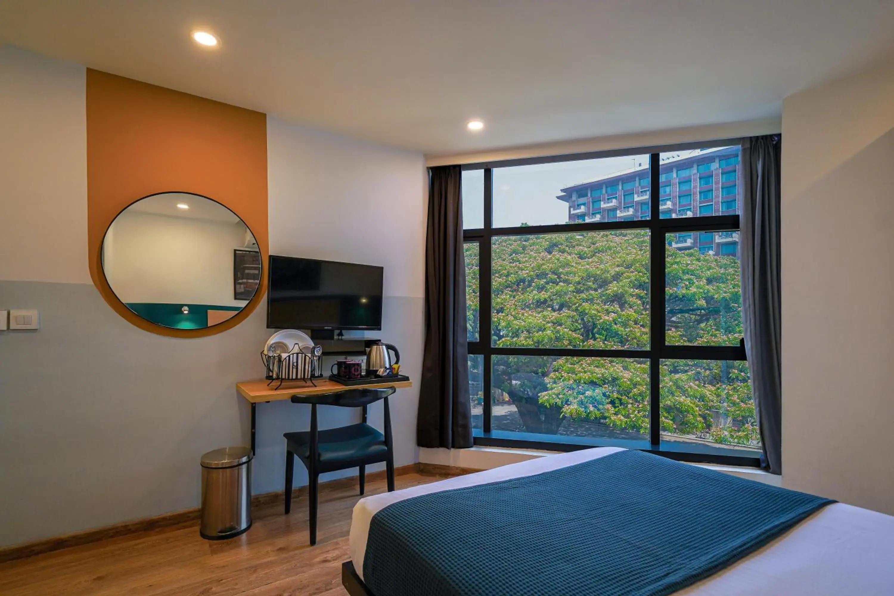 Bed in Olive Zip Richmond Circle by Embassy Group Bed in Olive Zip Richmond Circle by Embassy Group