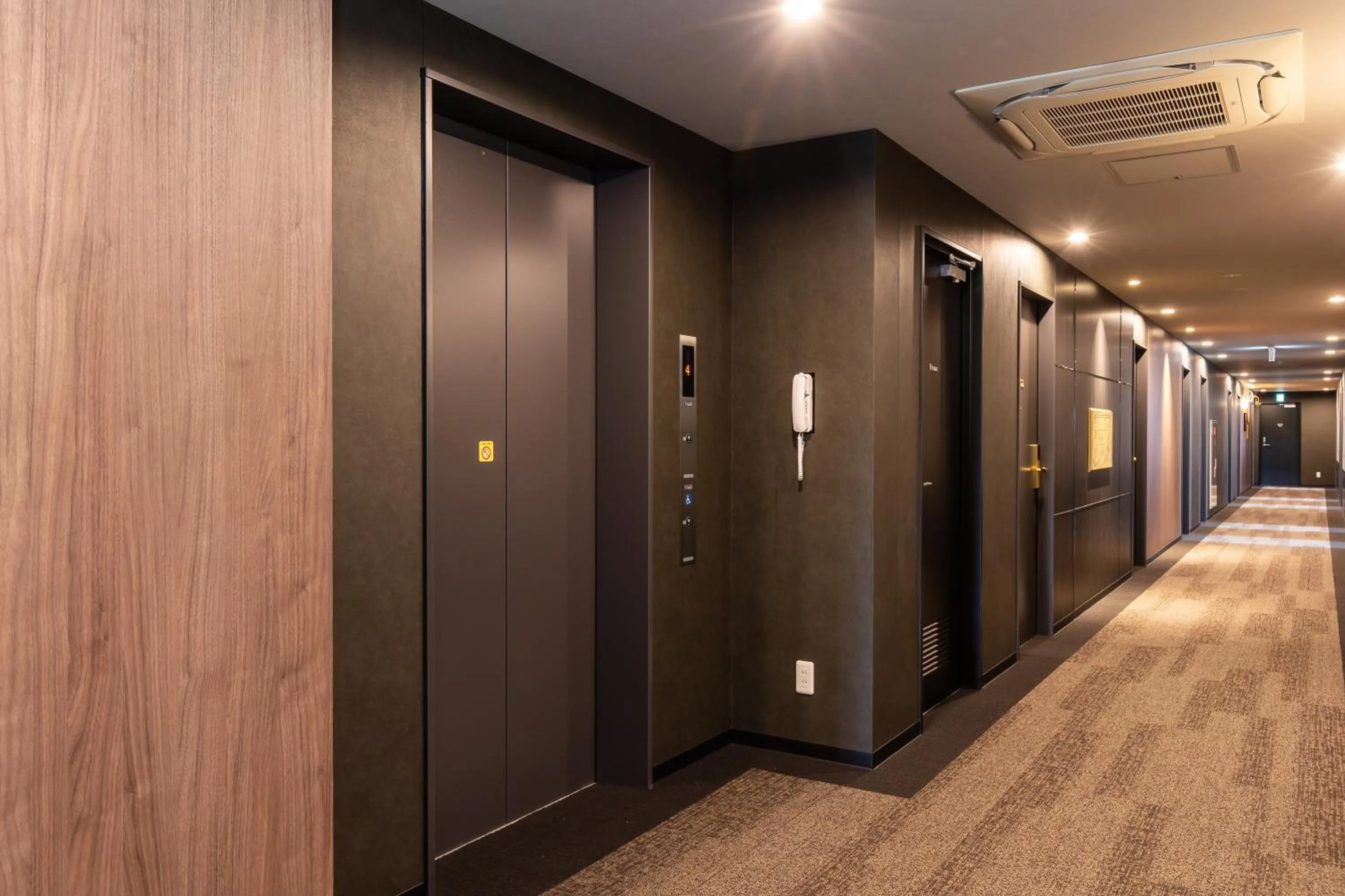 elevator in The Celecton Fujisan Gotemba Interchange