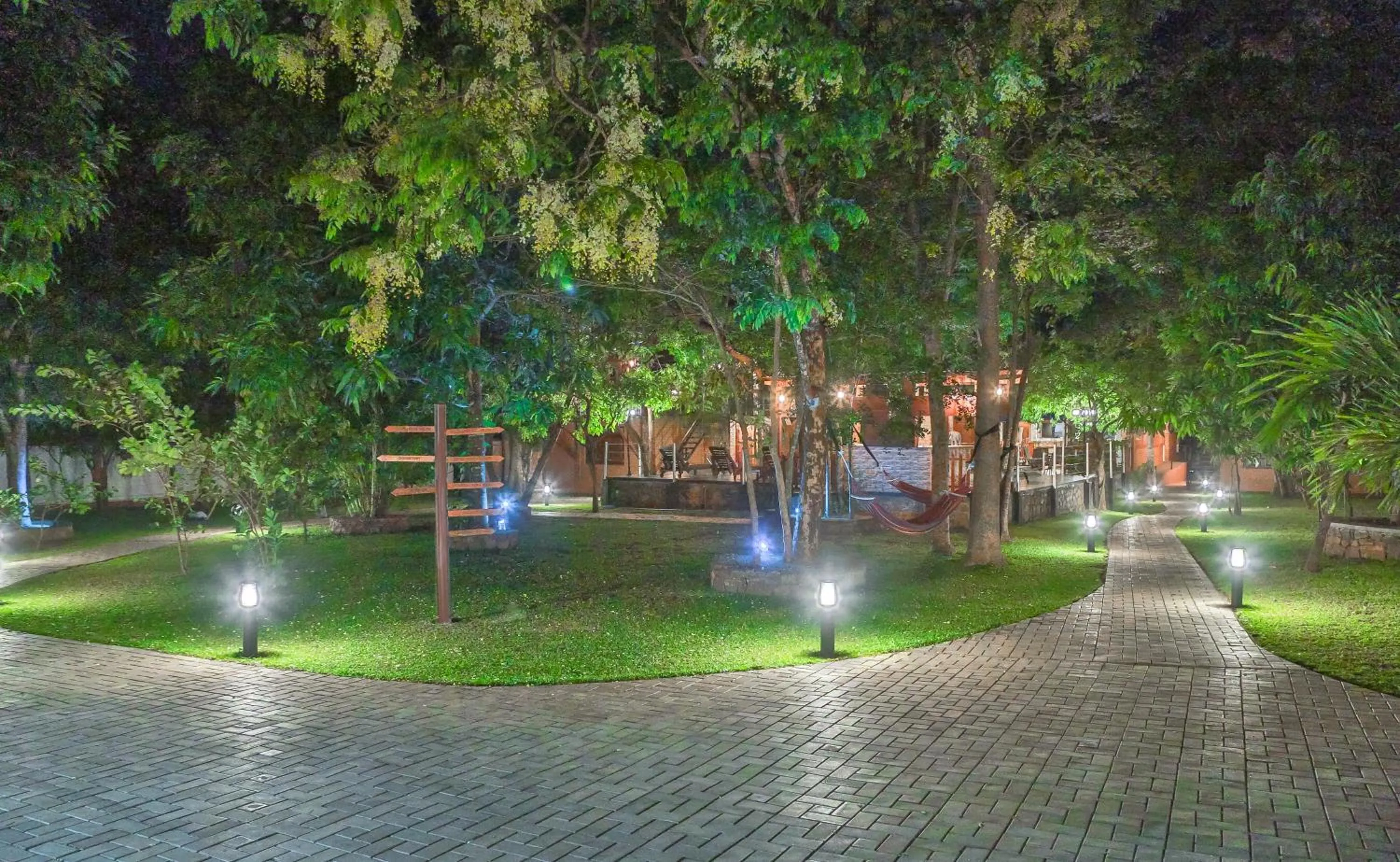 Garden in Tepraas Sigiriya