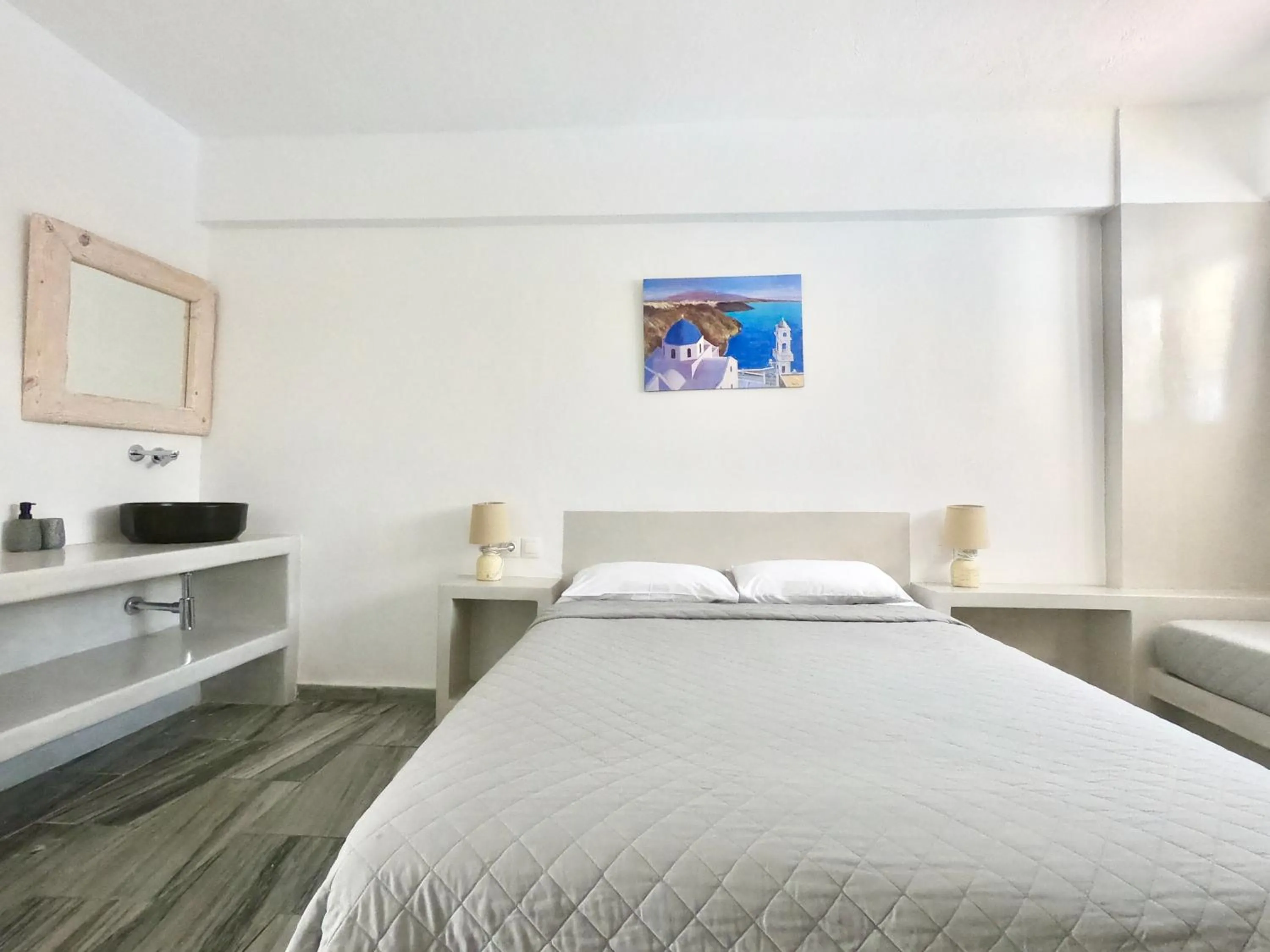 Bedroom, Bed in Anny Studios & Rooms Perissa Beach