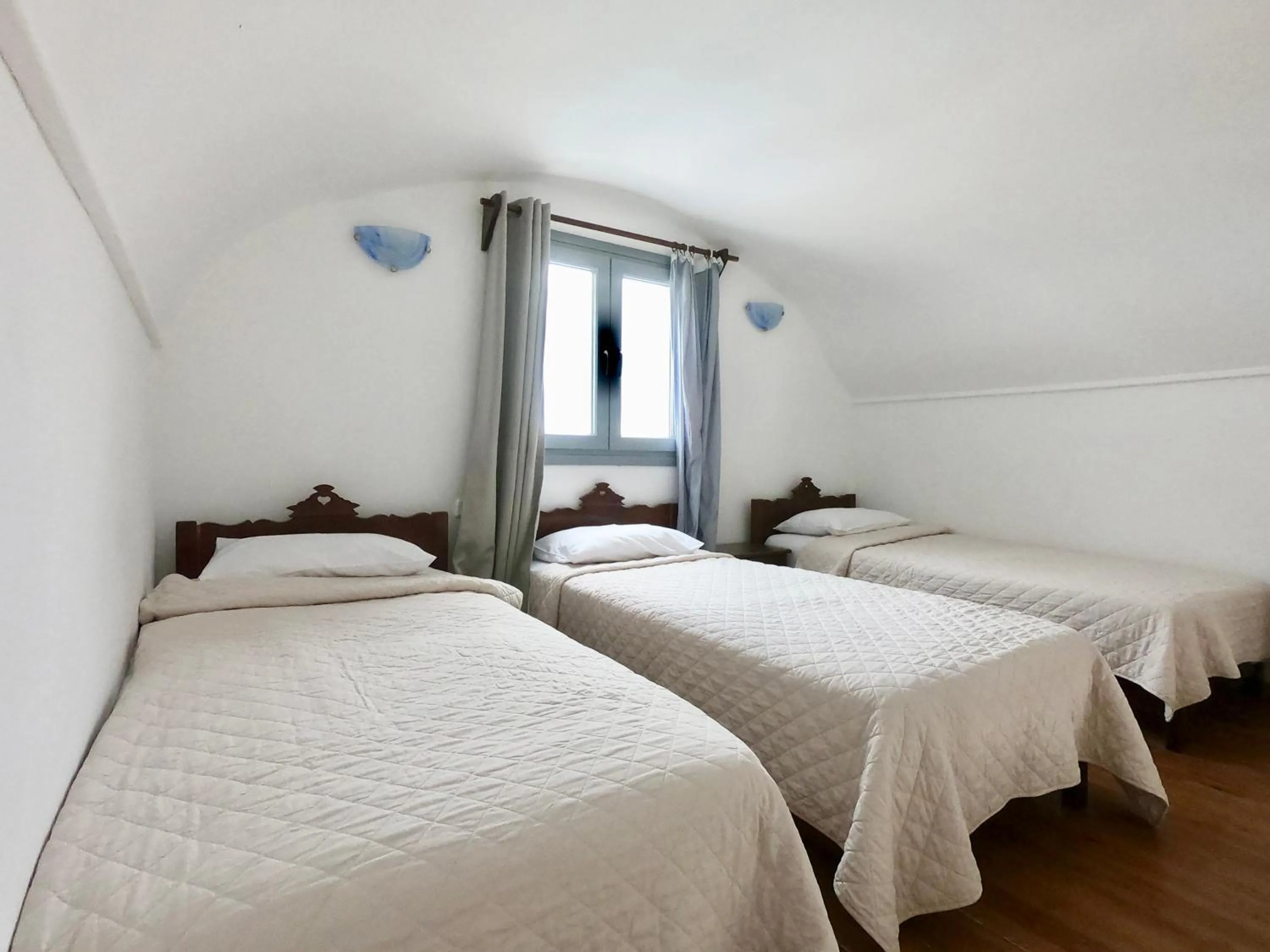 Bedroom, Bed in Anny Studios & Rooms Perissa Beach