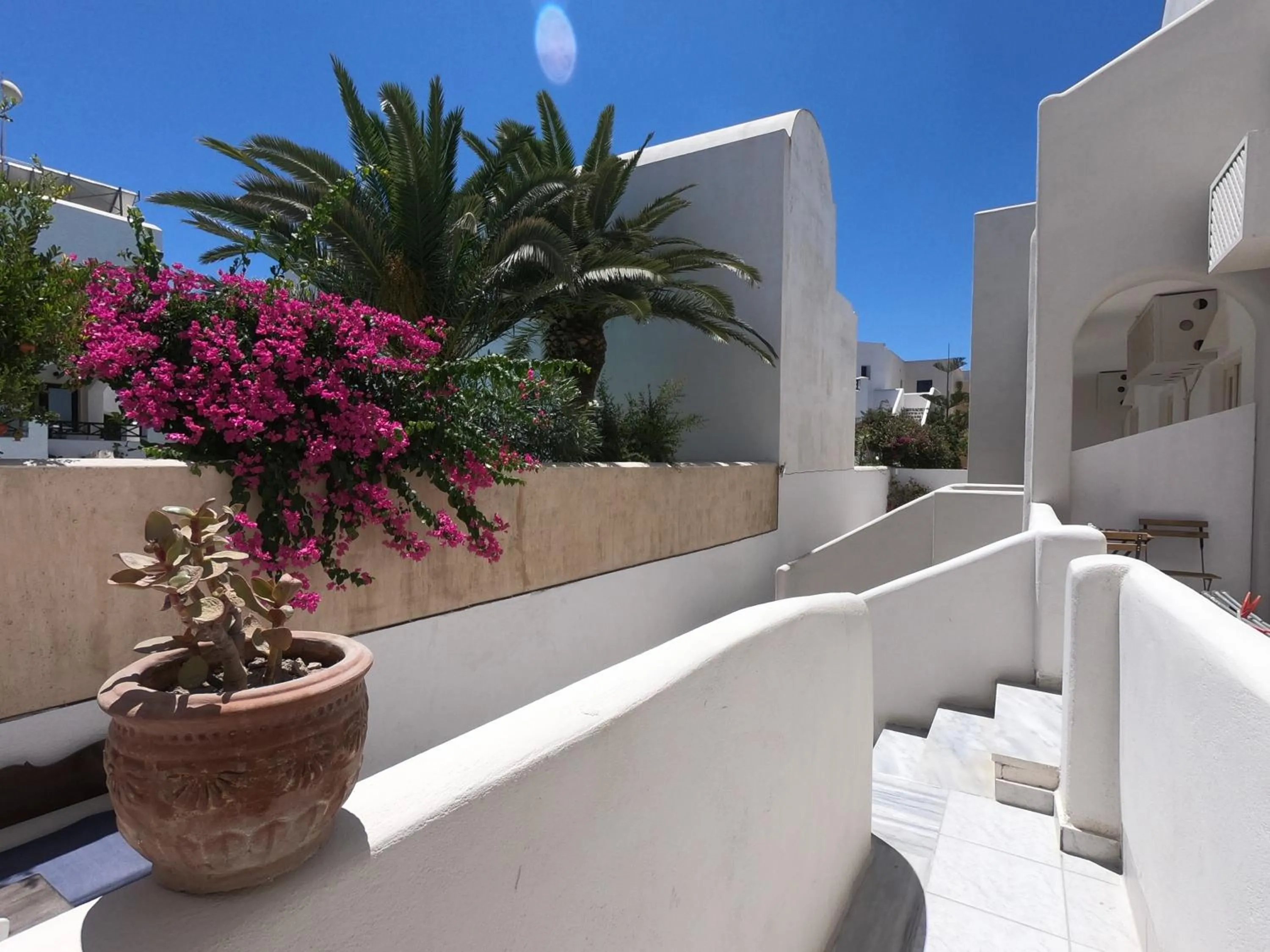 Balcony/Terrace in Anny Studios & Rooms Perissa Beach