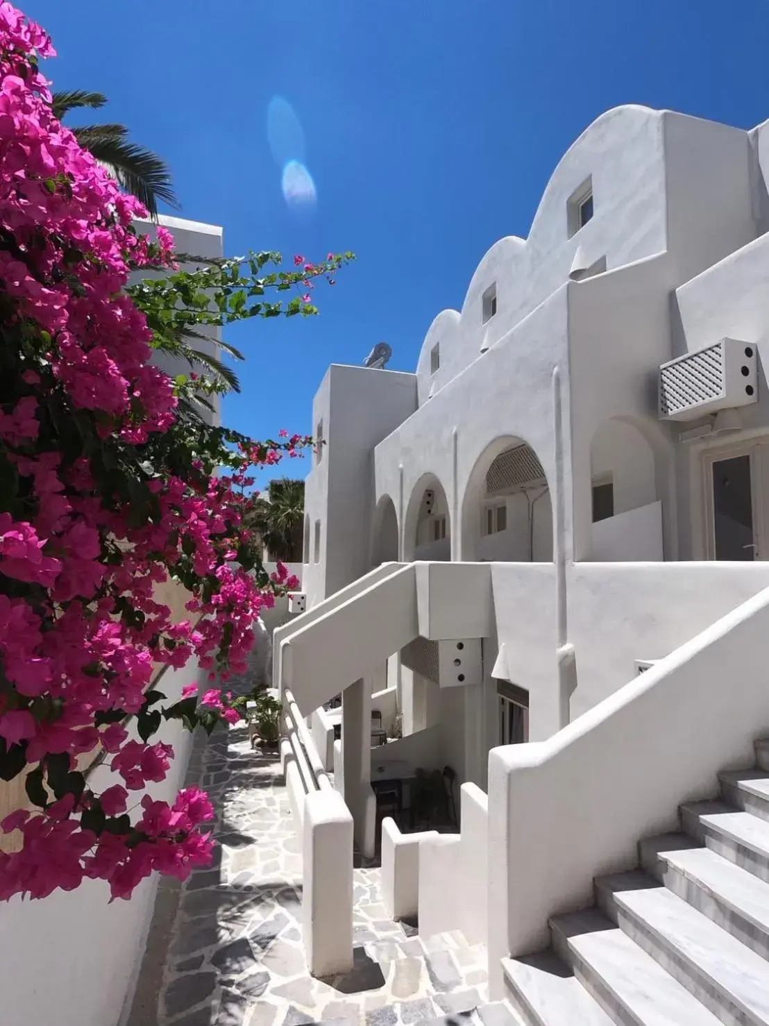 Property building in Anny Studios & Rooms Perissa Beach Property building in Anny Studios & Rooms Perissa Beach