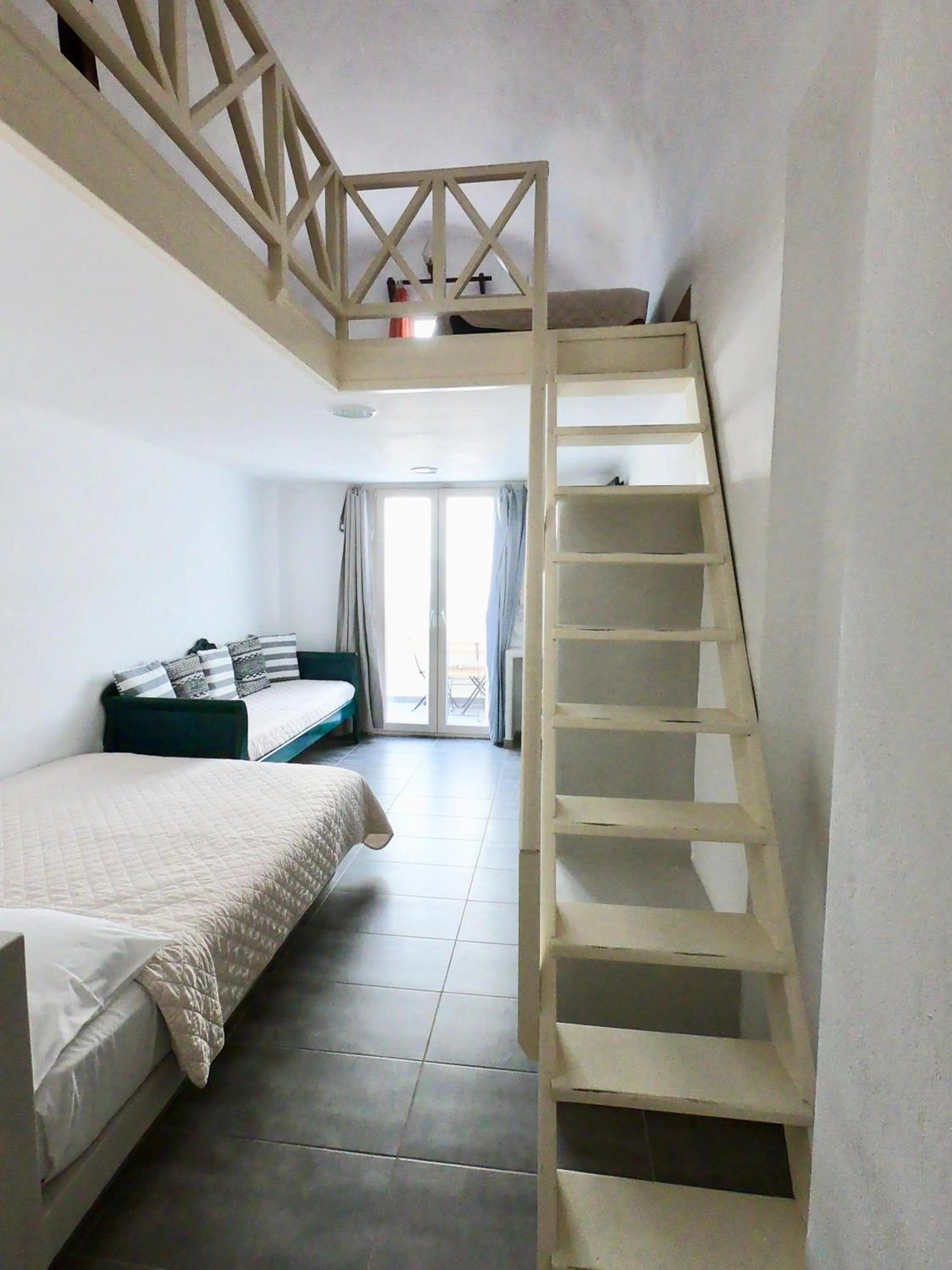 Bedroom, Bed in Anny Studios & Rooms Perissa Beach