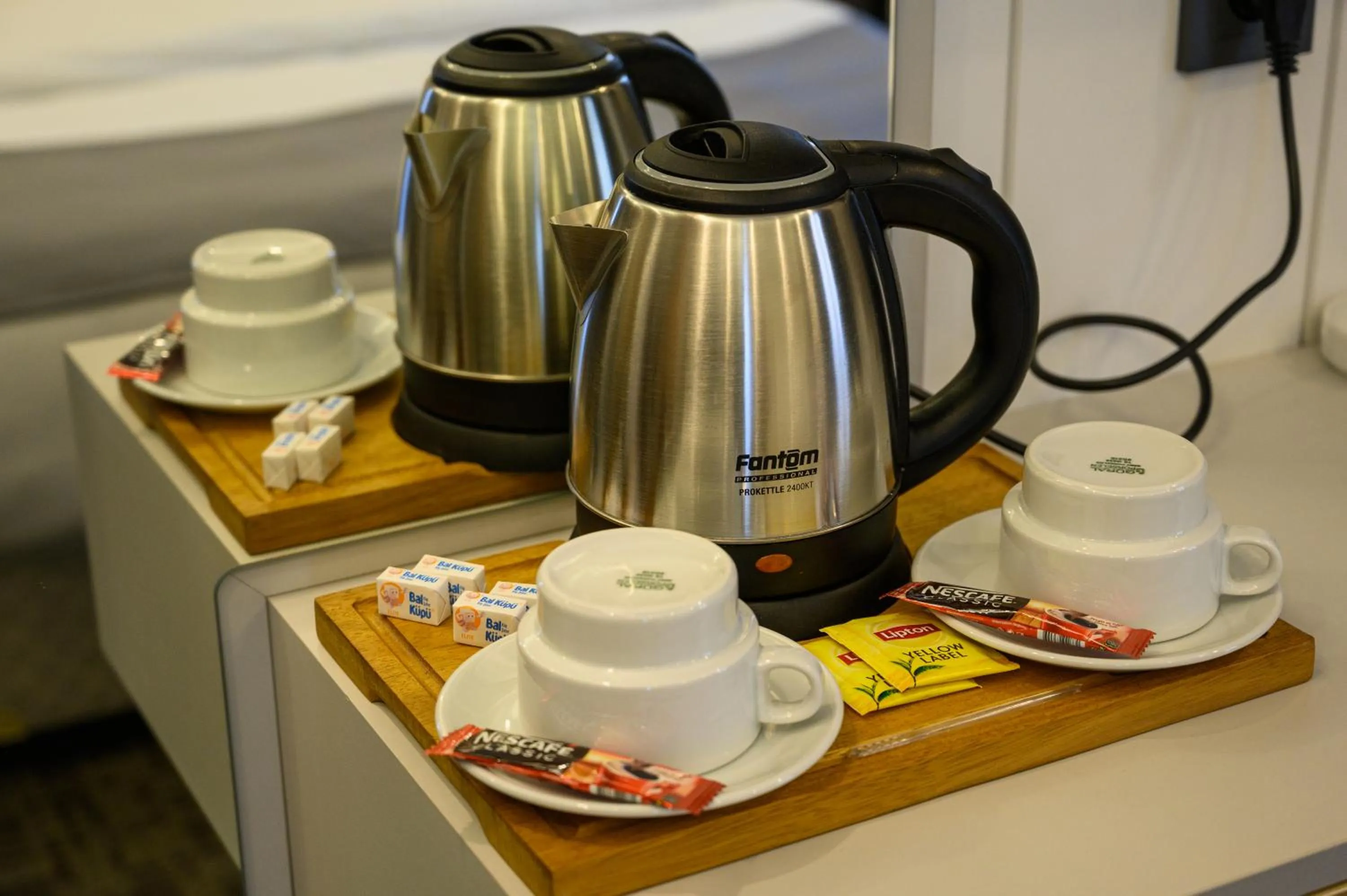 Coffee/tea facilities in DS REGULUS