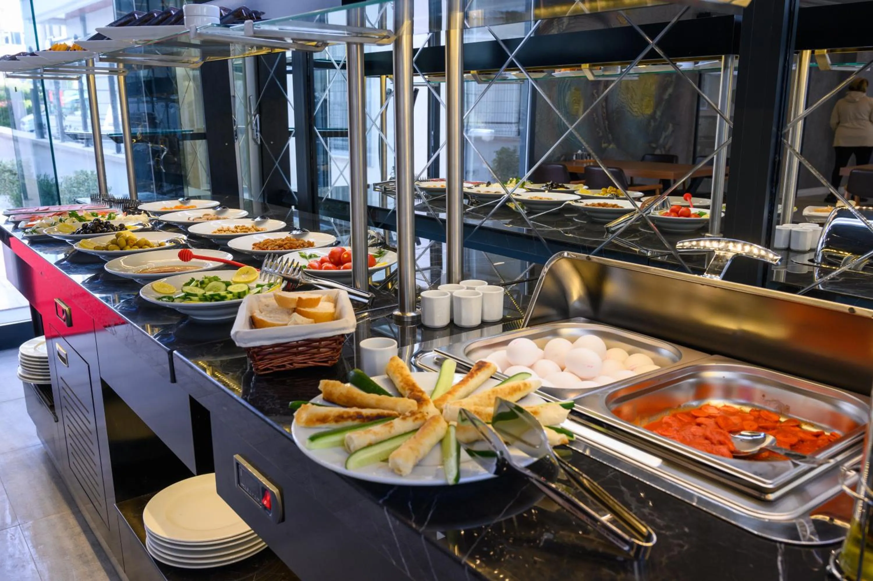 Buffet breakfast in DS REGULUS