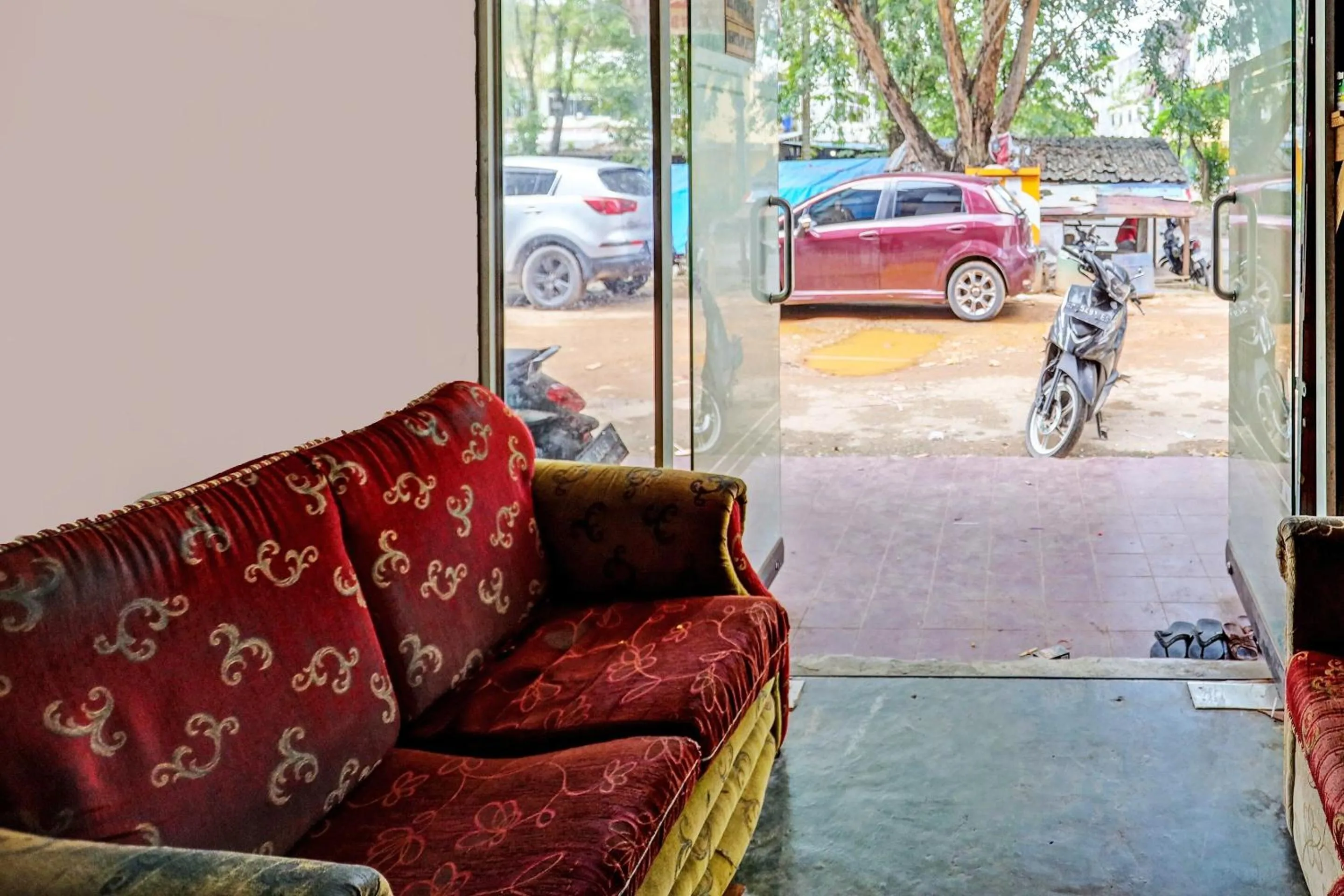 Lobby or reception in Hotel O Jodoh Stay SyariahNearPelabuhan Feri Harbor Bay