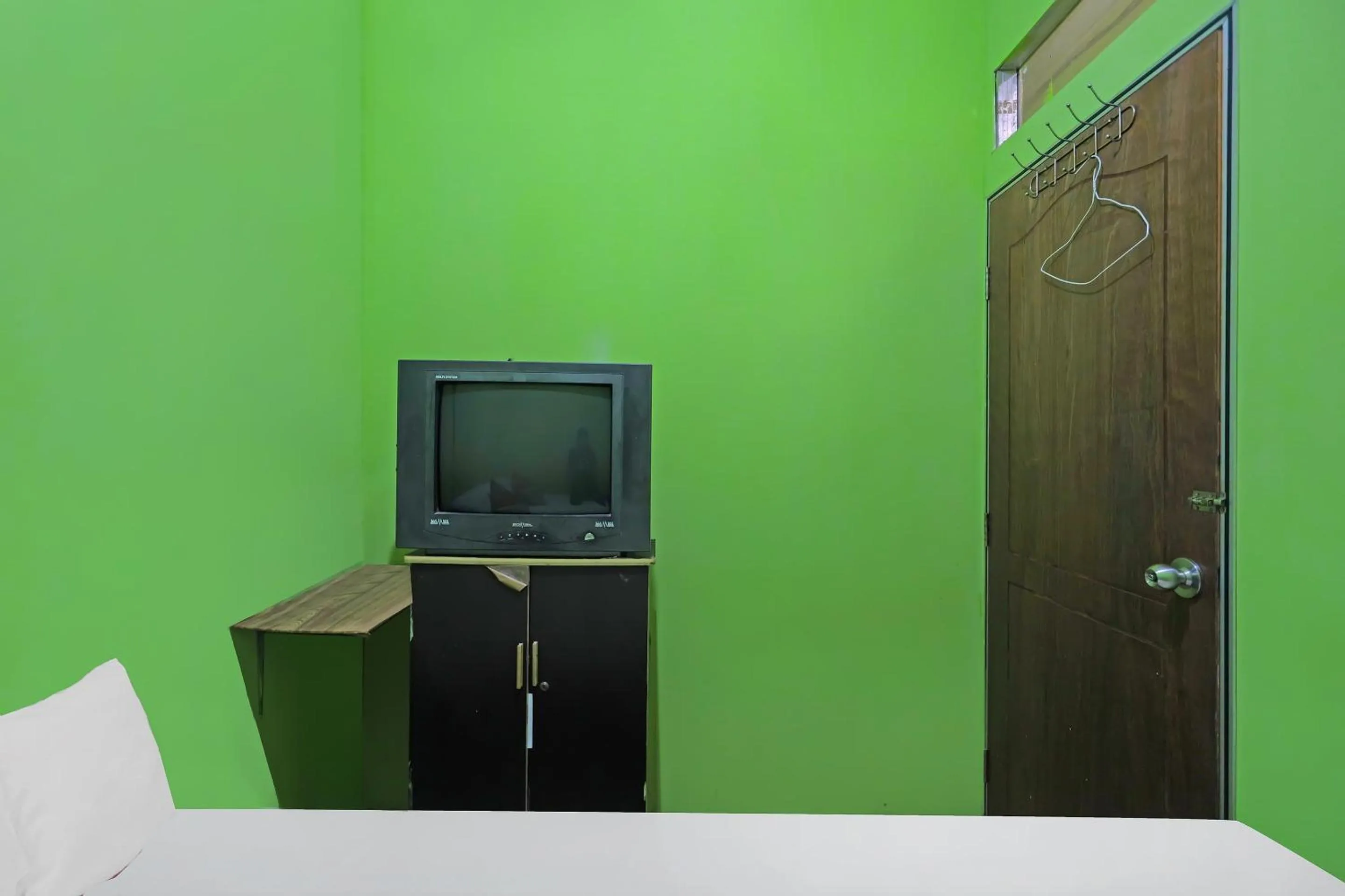 Bedroom in Hotel O Penginapan Pak DheNearMall Nagoya Hill