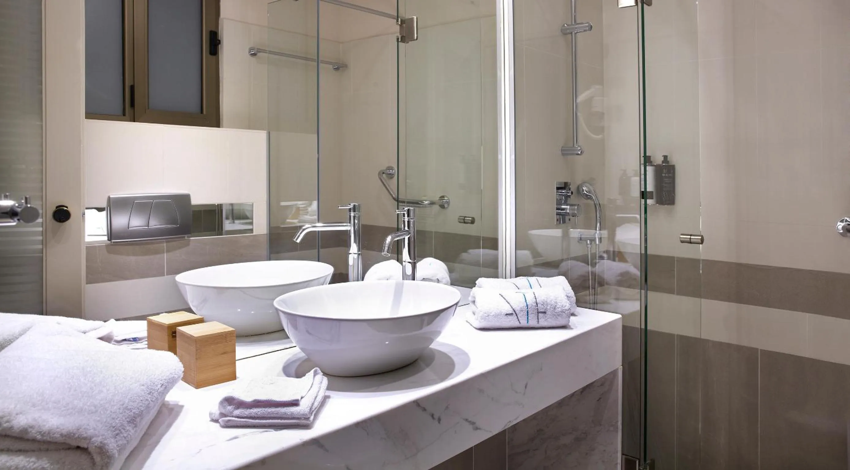 Shower in Athens Tiare by Mage Hotels