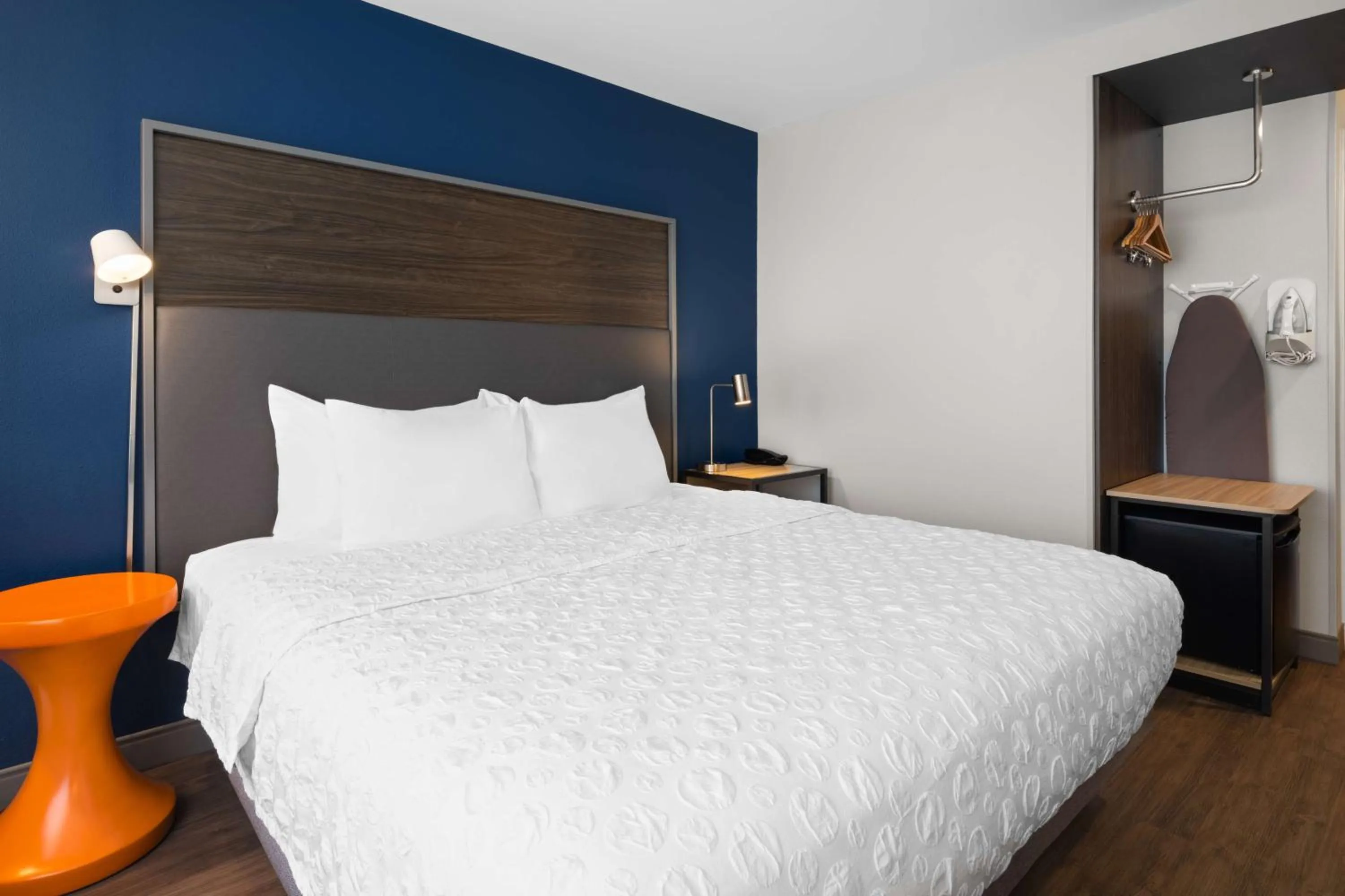 Bed in Tru By Hilton Wisconsin Dells