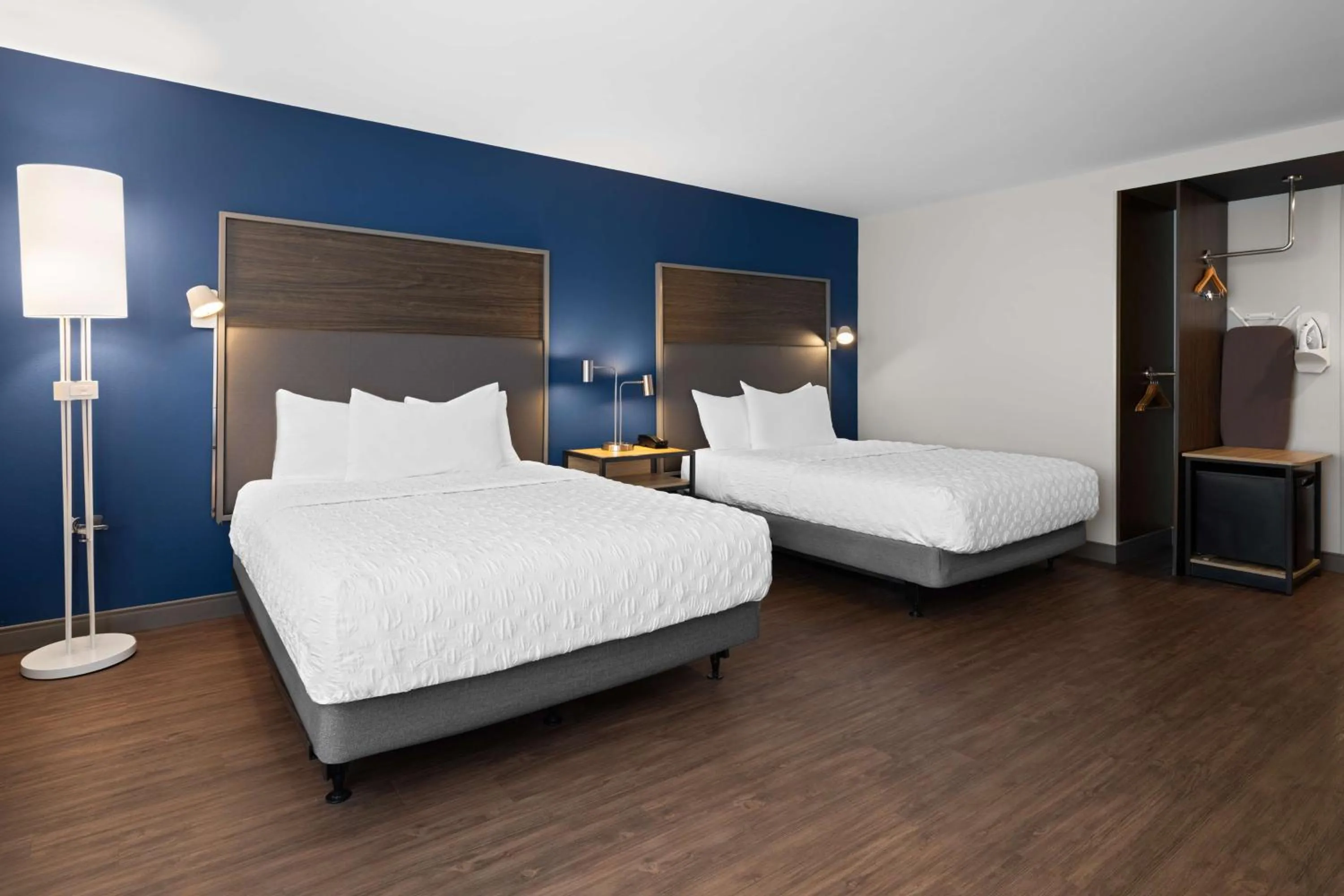 Bed in Tru By Hilton Wisconsin Dells