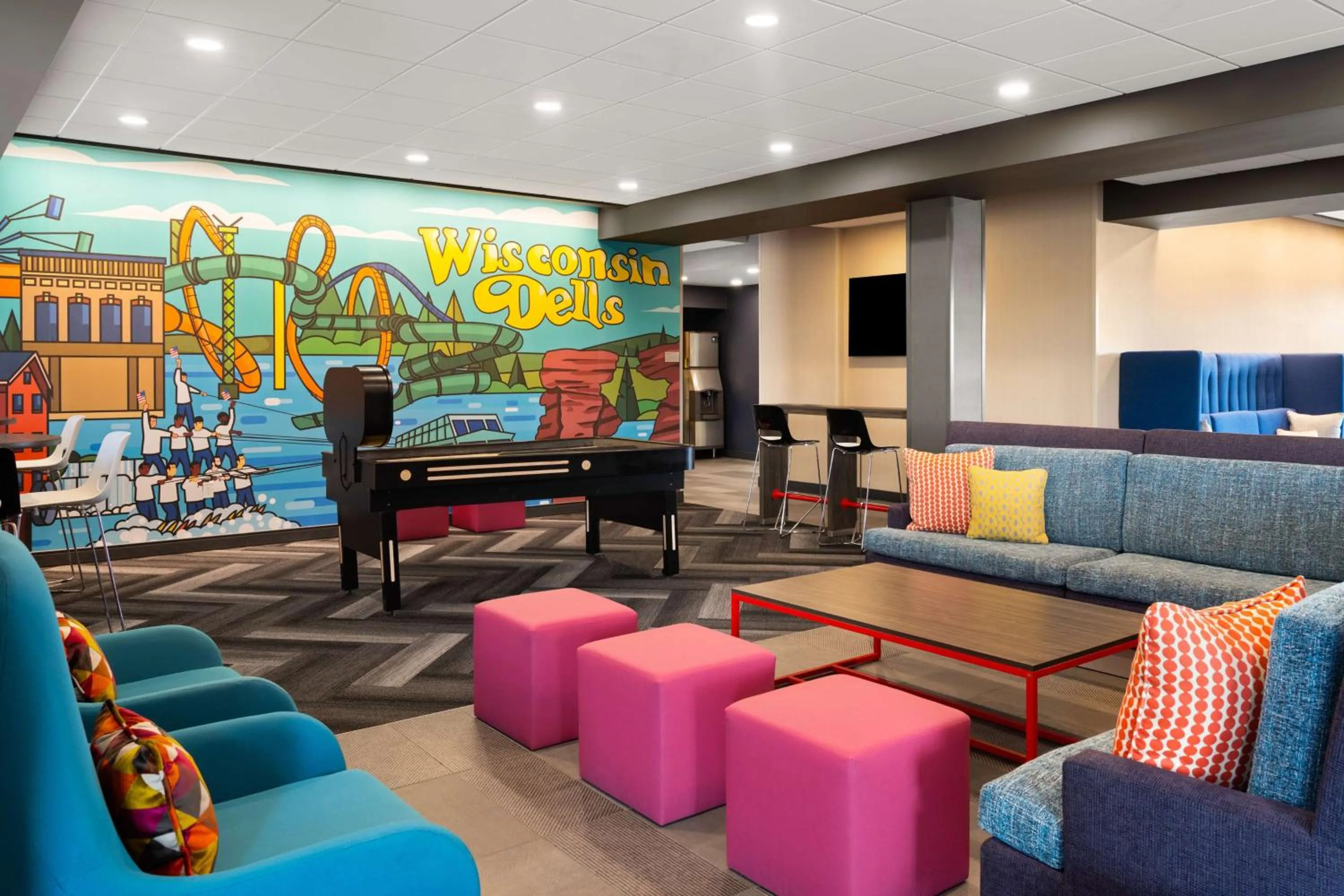 Lobby or reception in Tru By Hilton Wisconsin Dells