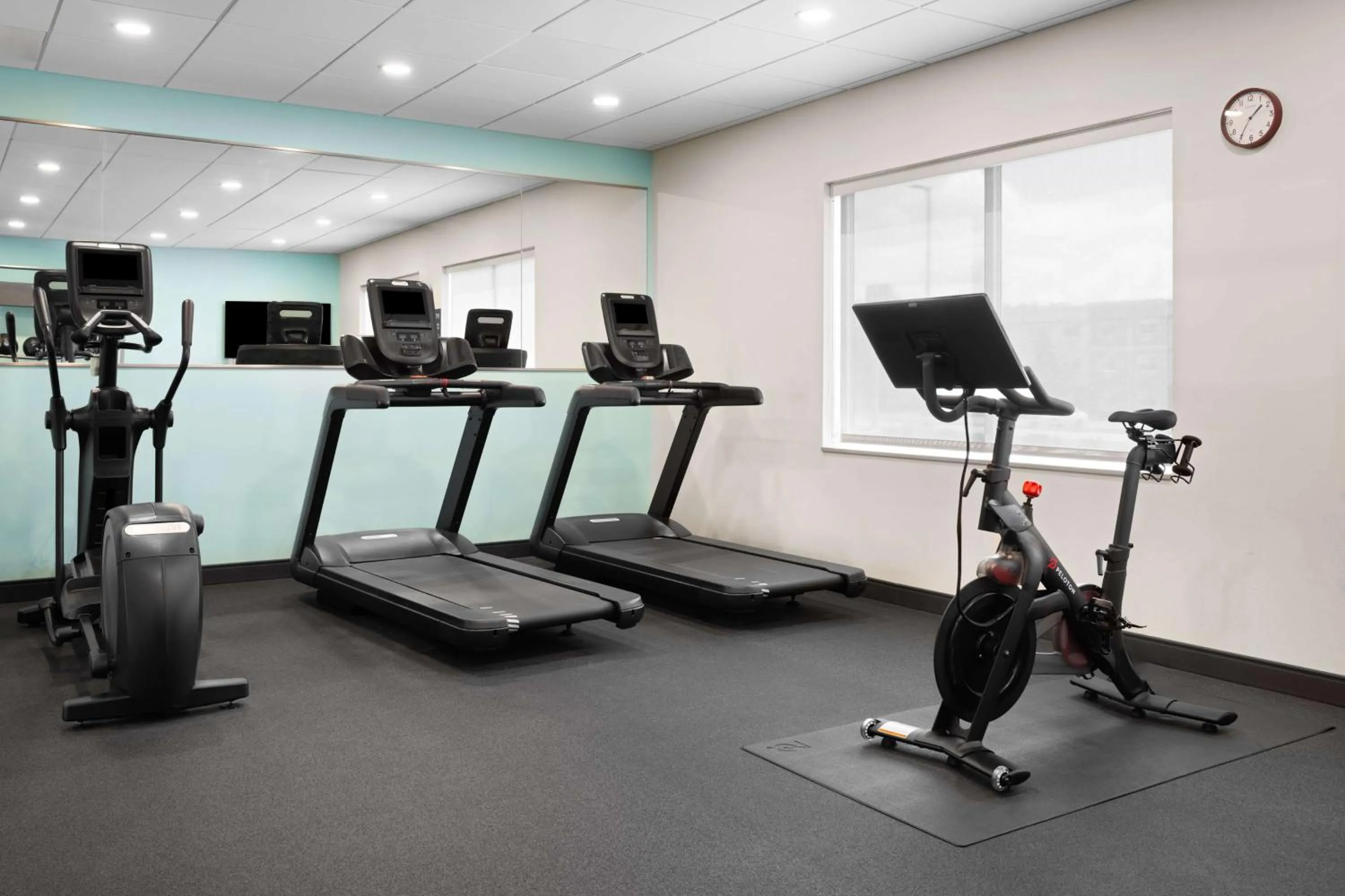 Fitness centre/facilities in Tru By Hilton Wisconsin Dells