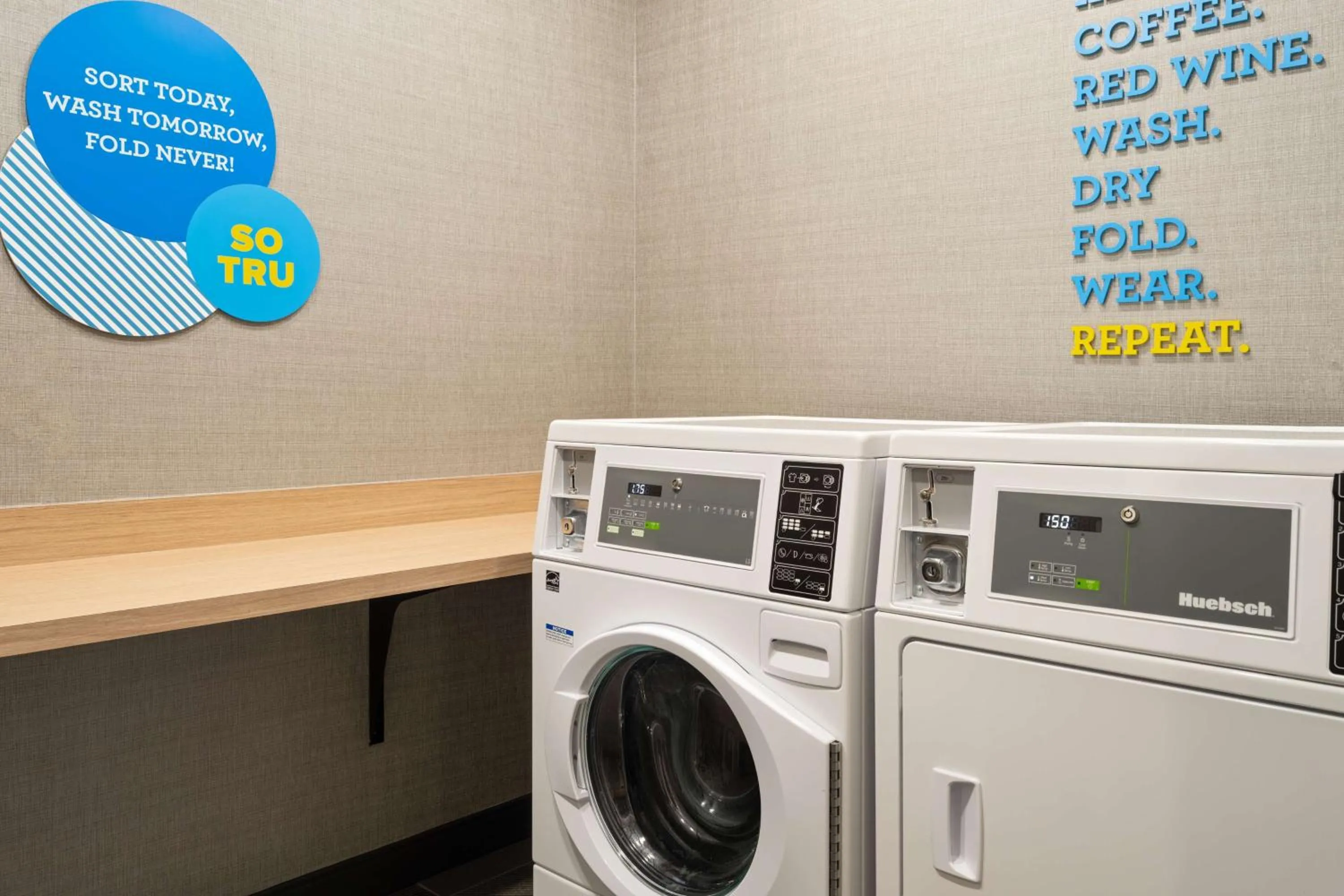 washing machine in Tru By Hilton Wisconsin Dells