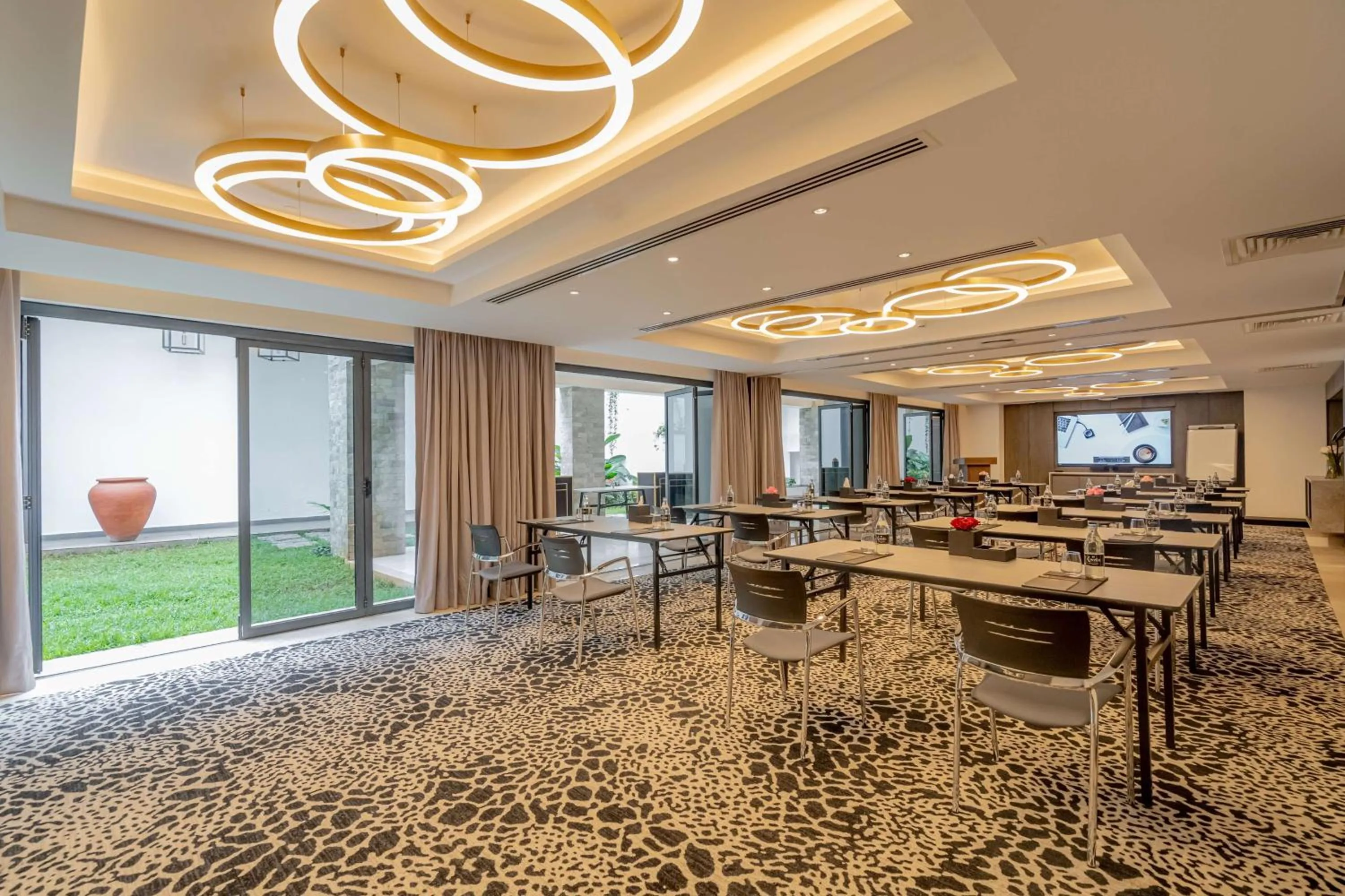 Meeting/conference room in Kwetu Nairobi, Curio Collection By Hilton