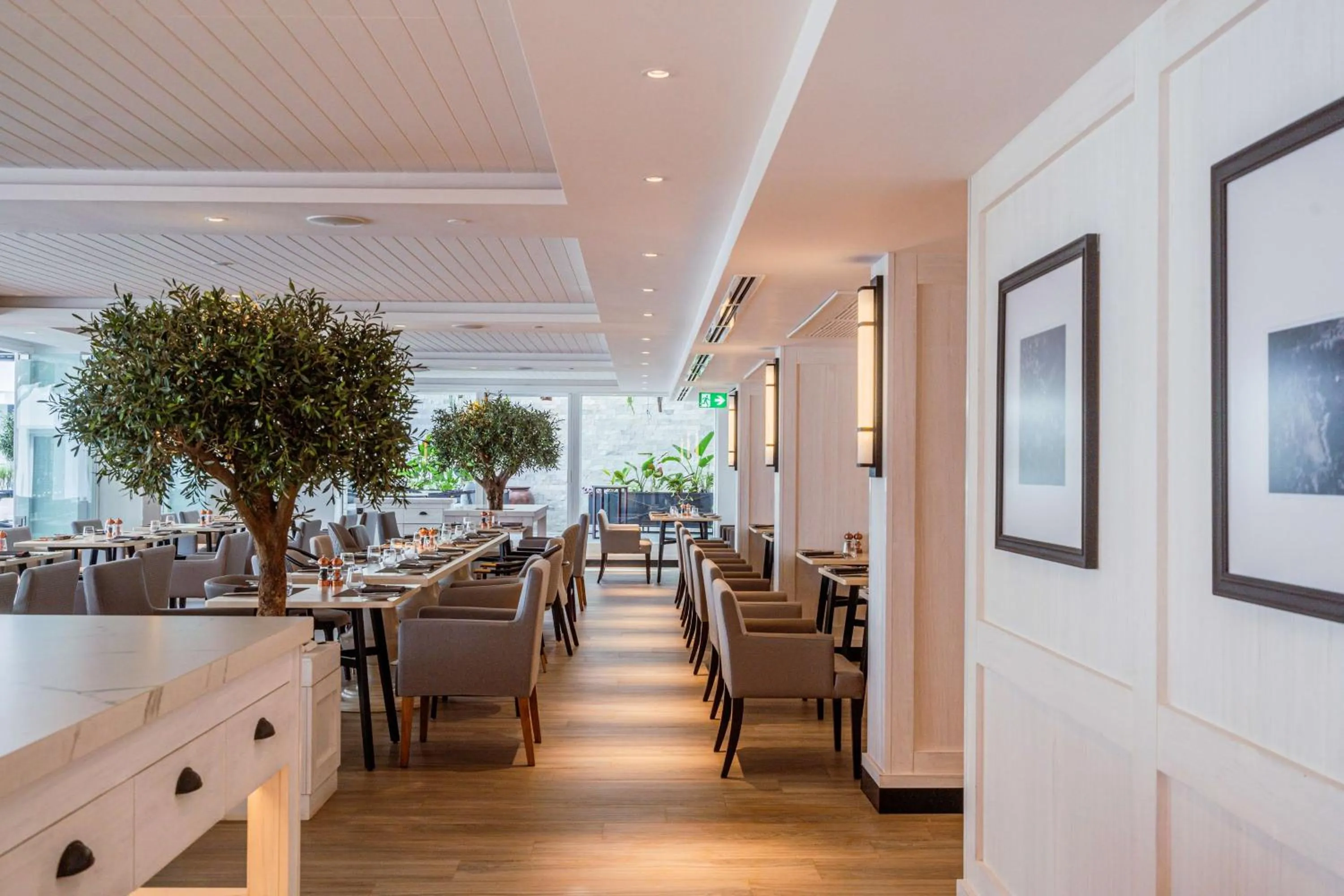 Restaurant/places to eat in Kwetu Nairobi, Curio Collection By Hilton