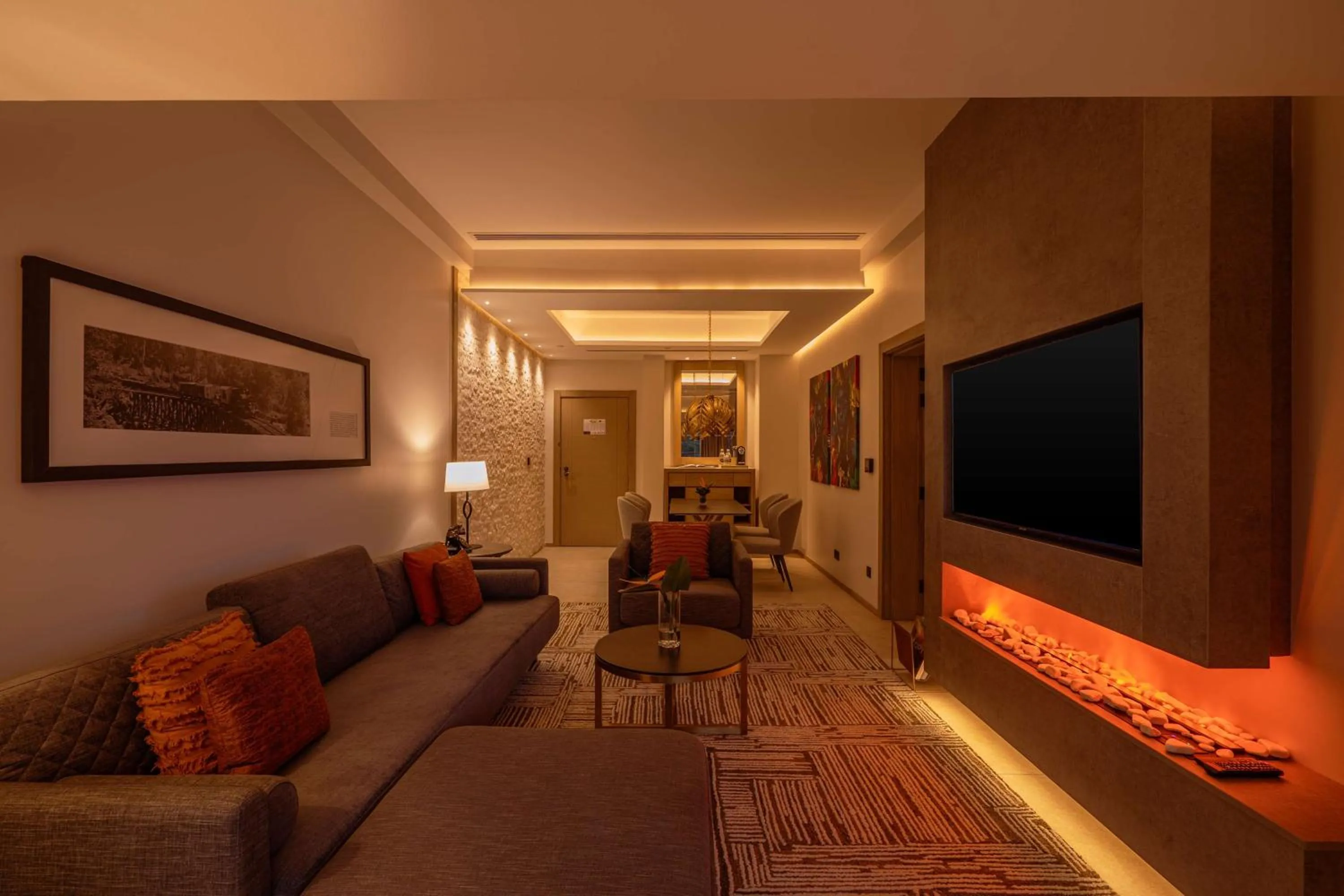 TV and multimedia in Kwetu Nairobi, Curio Collection By Hilton