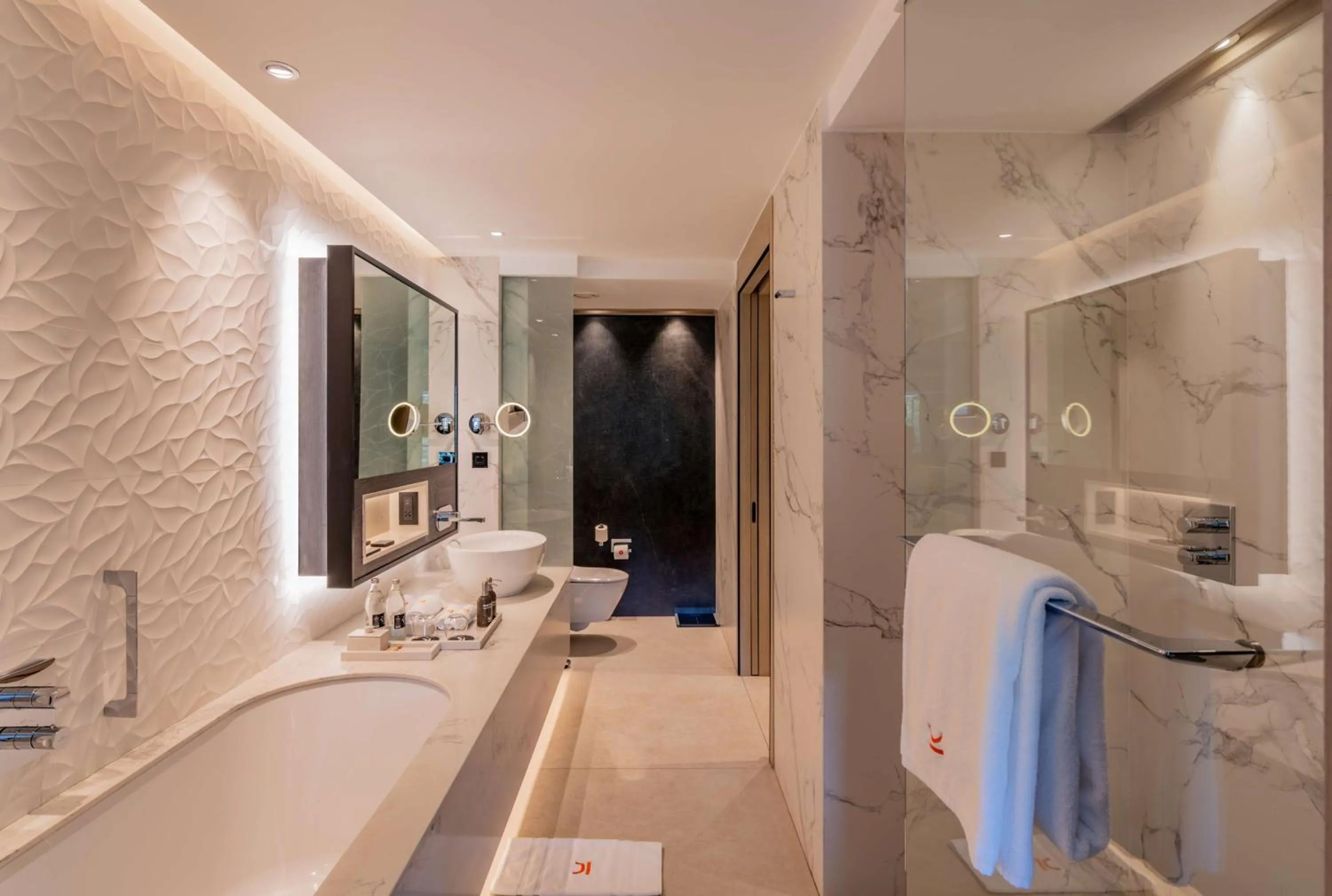 Shower in Kwetu Nairobi, Curio Collection By Hilton